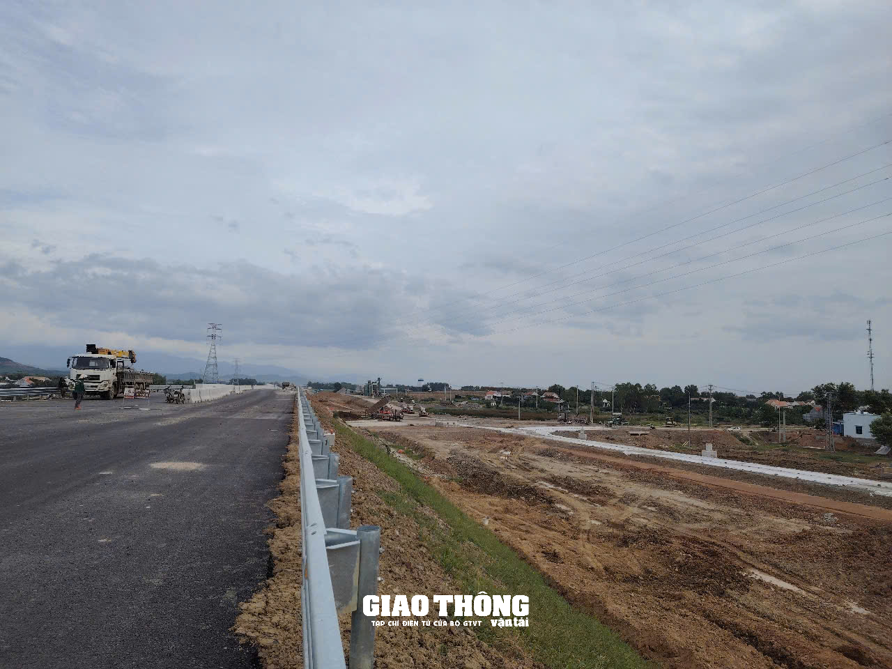 Công trình cao tốc Vân Phong - Nha Trang: Khối lượng còn lớn, có kịp khai thác vào ngày 10/1/2025?- Ảnh 17.