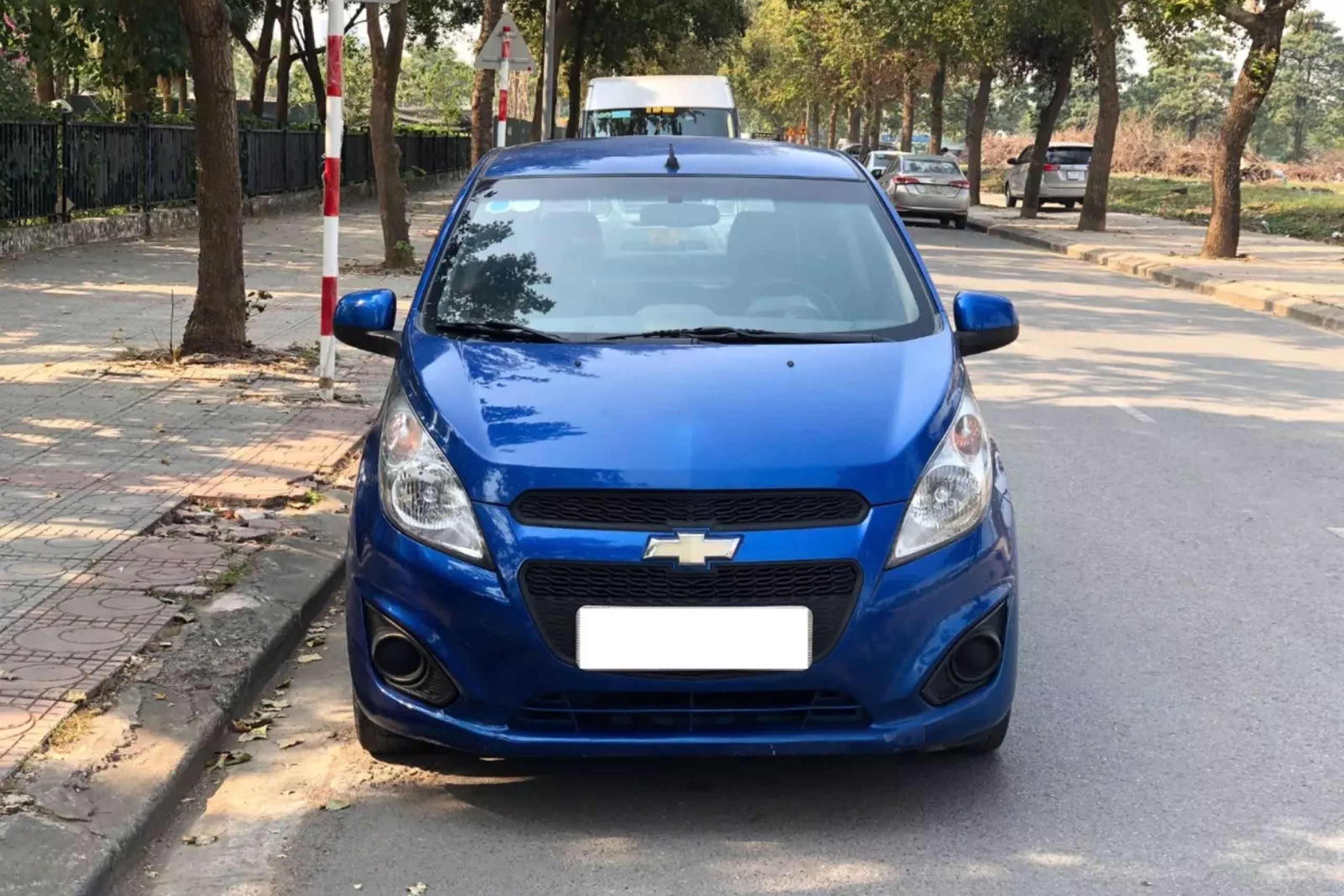 Mua ô tô cũ 100 triệu chơi Tết: Chiếc sedan này đáng chọn hơn KIA Morning- Ảnh 3.