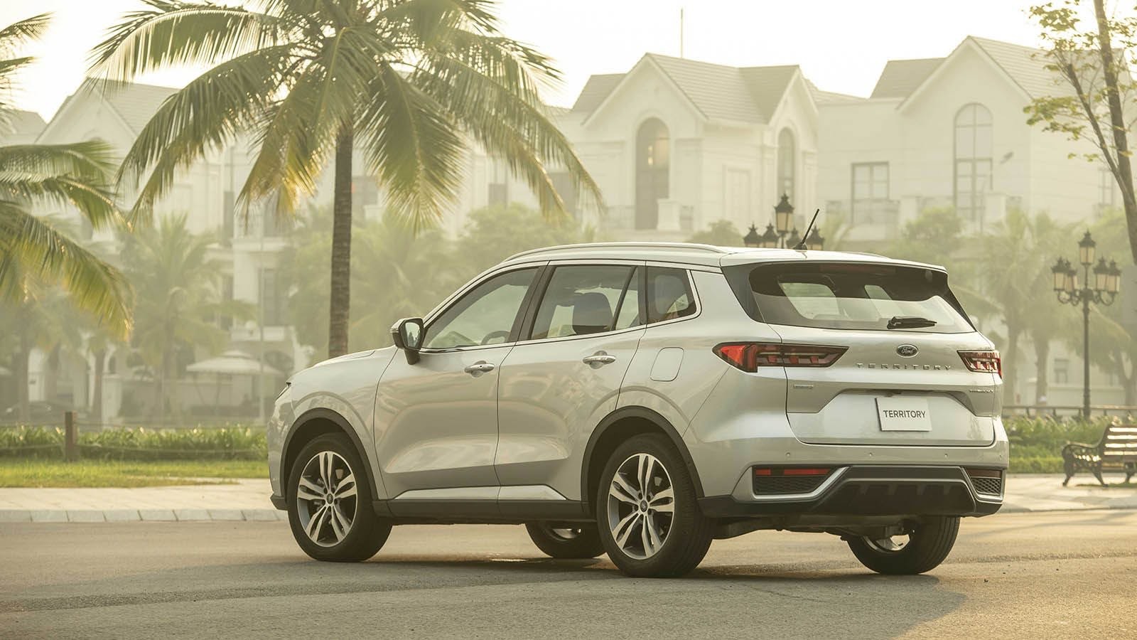 Áp lực từ Mazda CX-5, Ford Territory giảm xuống dưới 700 triệu, xả kho đón bản mới- Ảnh 5.