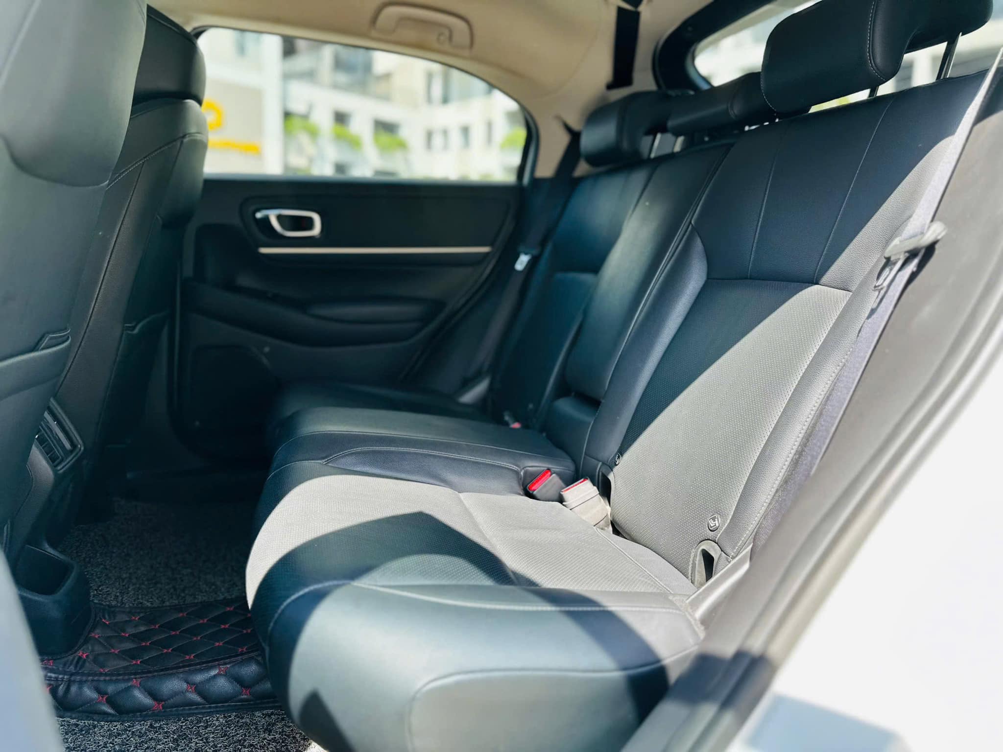 Giá xe Honda HR-V lăn bánh tháng 1/2025: Giảm không phanh đấu Toyota Corolla Cross- Ảnh 6. Giá xe Honda HR-V lăn bánh tháng 1/2025: Giảm không phanh đấu Toyota Corolla Cross- Ảnh 6.