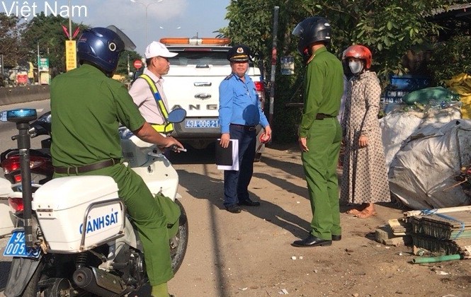 Lập lại trật tự, an toàn hành lang đường bộ tuyến QL1 qua Quảng Nam- Ảnh 9.