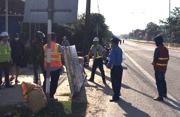 Lập lại trật tự, an toàn hành lang đường bộ tuyến QL1 qua Quảng Nam- Ảnh 5.