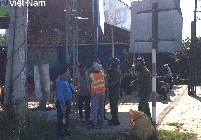 Lập lại trật tự, an toàn hành lang đường bộ tuyến QL1 qua Quảng Nam- Ảnh 8.