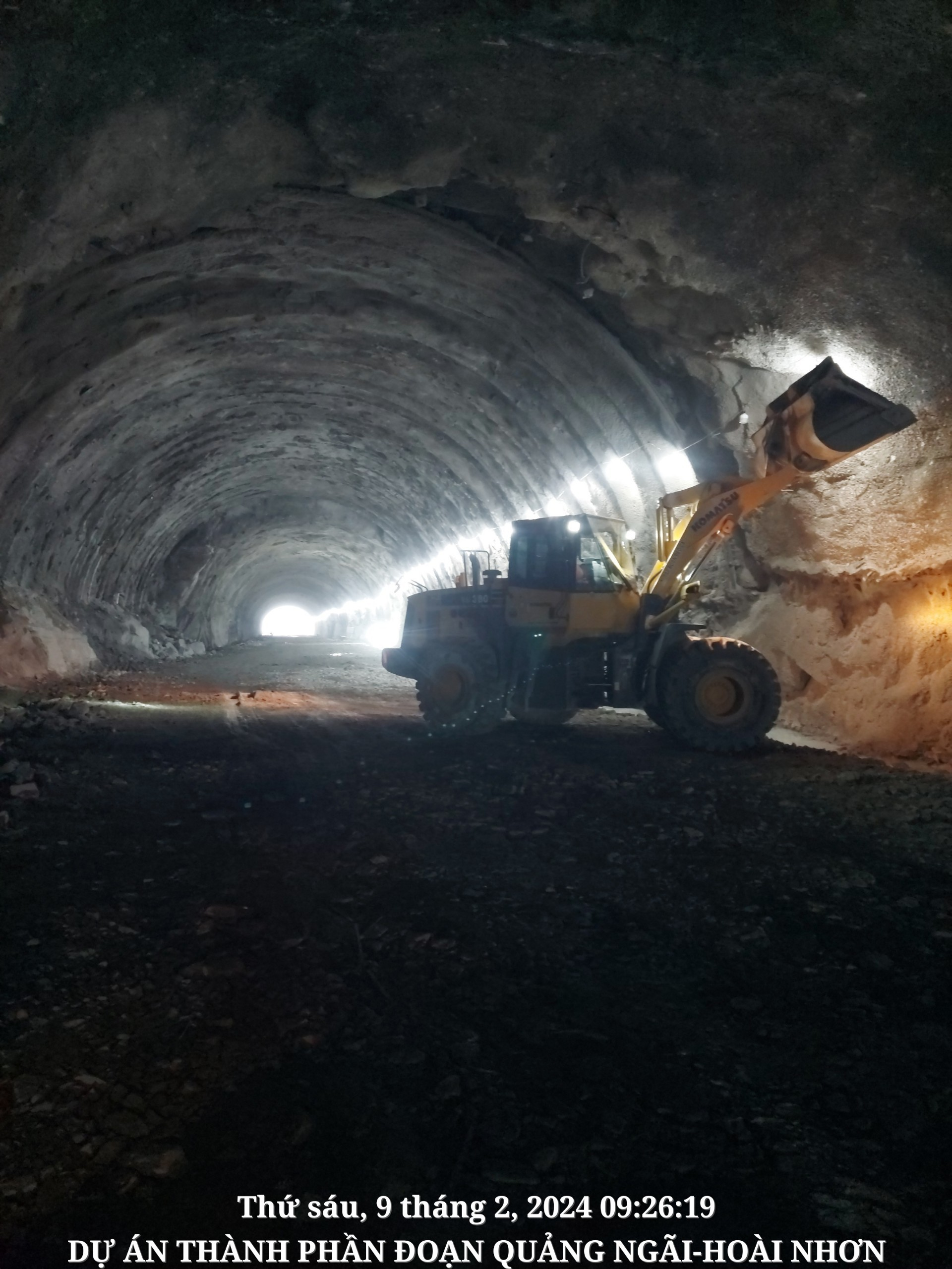 Tết không nghỉ trên công trường cao tốc Quảng Ngãi - Hoài Nhơn- Ảnh 9. Tết không nghỉ trên công trường cao tốc Quảng Ngãi - Hoài Nhơn- Ảnh 9.