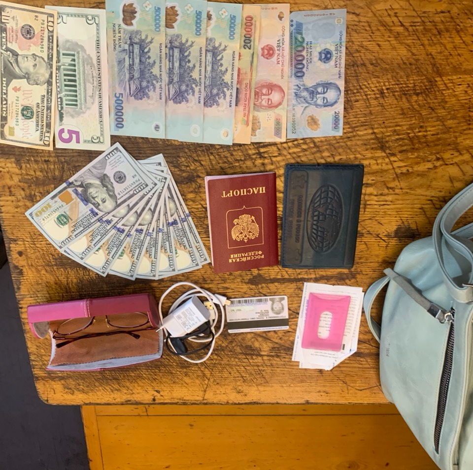 Hơn 20 triệu đồng được nhân viên đường sắt trao trả lại vị khách ngoại quốc- Ảnh 2.