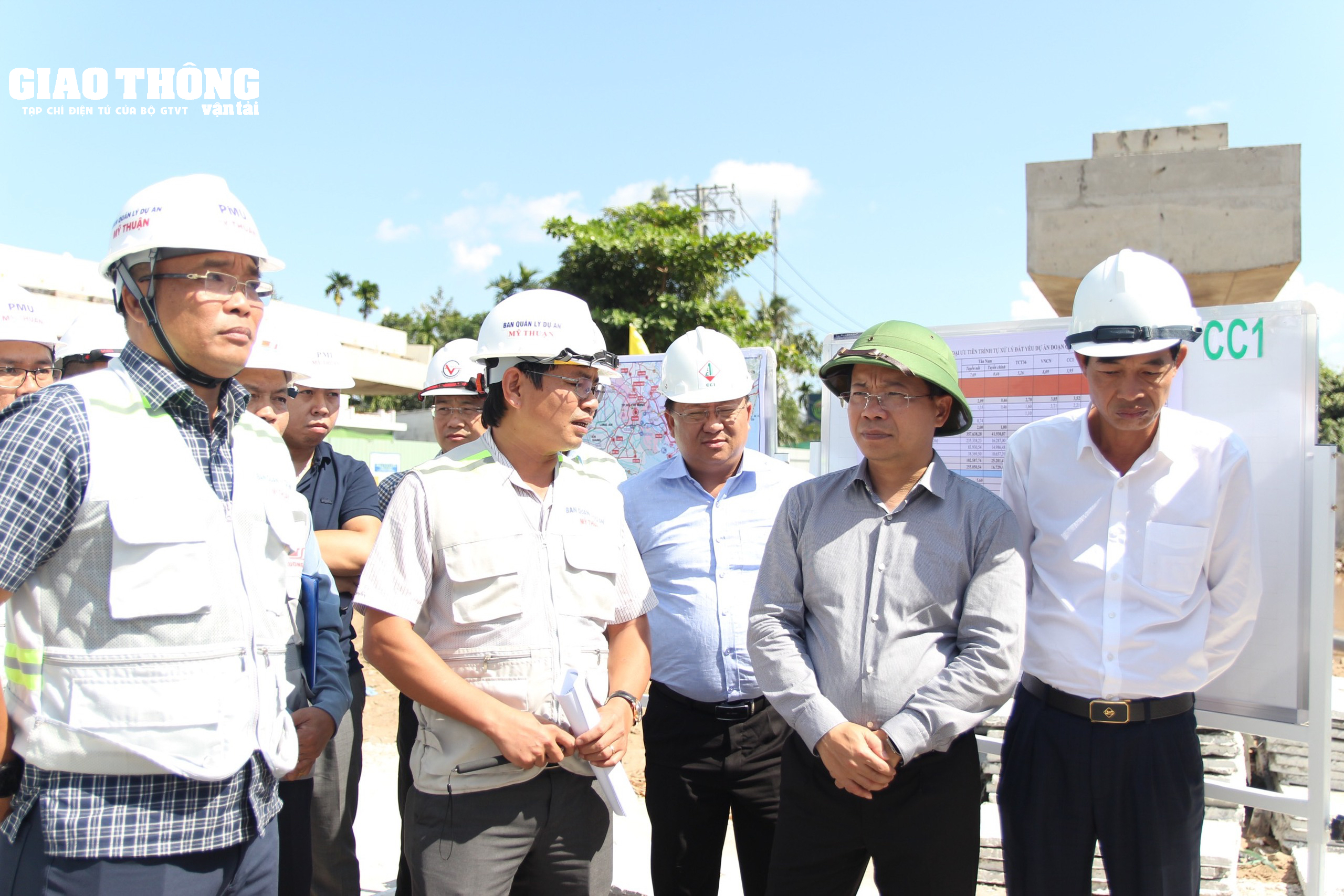 Bàn biện pháp đẩy nhanh tiến độ cao tốc Cần Thơ - Cà Mau- Ảnh 1.