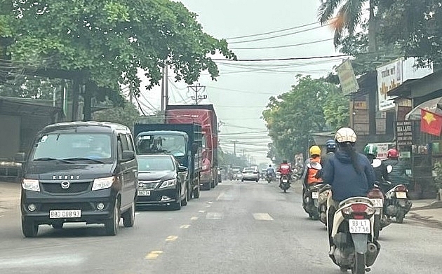 Khẩn trương đẩy nhanh tiến độ dự án mở rộng QL2 đoạn Vĩnh Yên - Việt Trì- Ảnh 1.