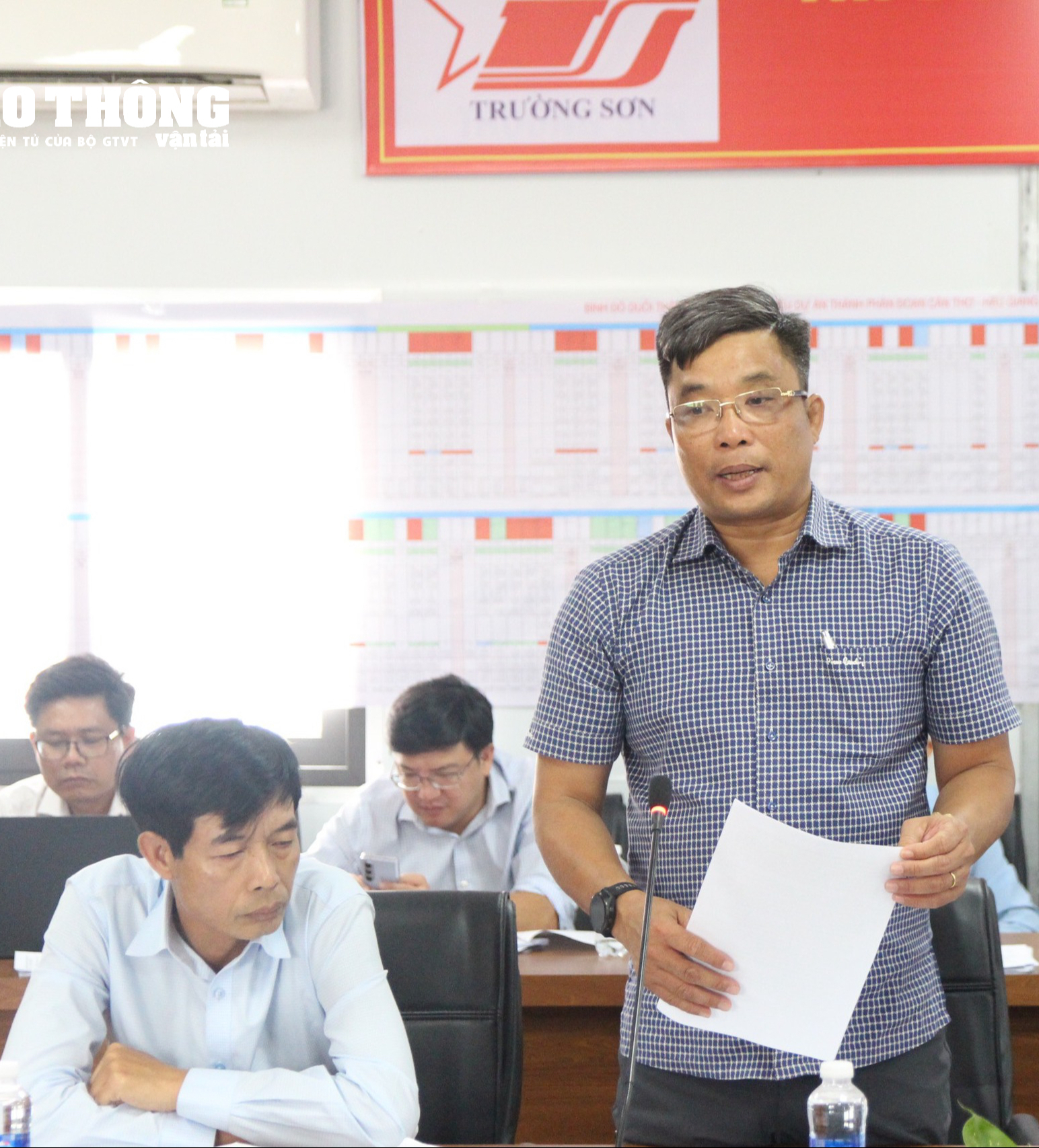 Bàn biện pháp đẩy nhanh tiến độ cao tốc Cần Thơ - Cà Mau- Ảnh 3.