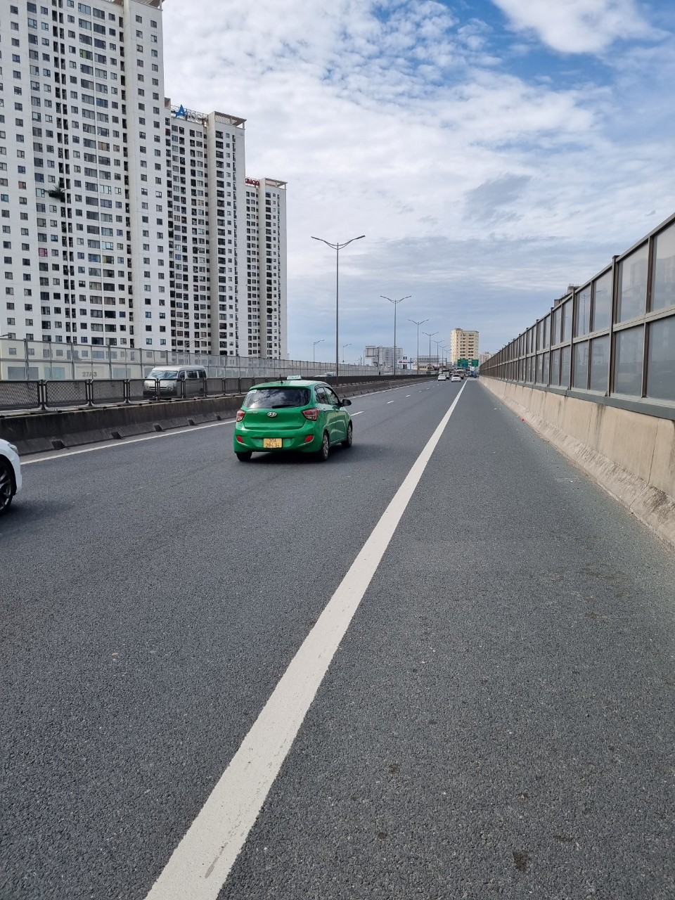 Một số biện pháp giảm tiếng ồn cho đường bộ cao tốc ở Việt Nam- Ảnh 2.