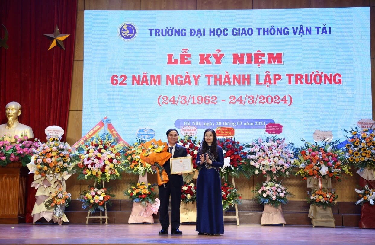 Trường Đại học GTVT: Trung tâm đào tạo và nghiên cứu khoa học hàng đầu của đất nước- Ảnh 1.