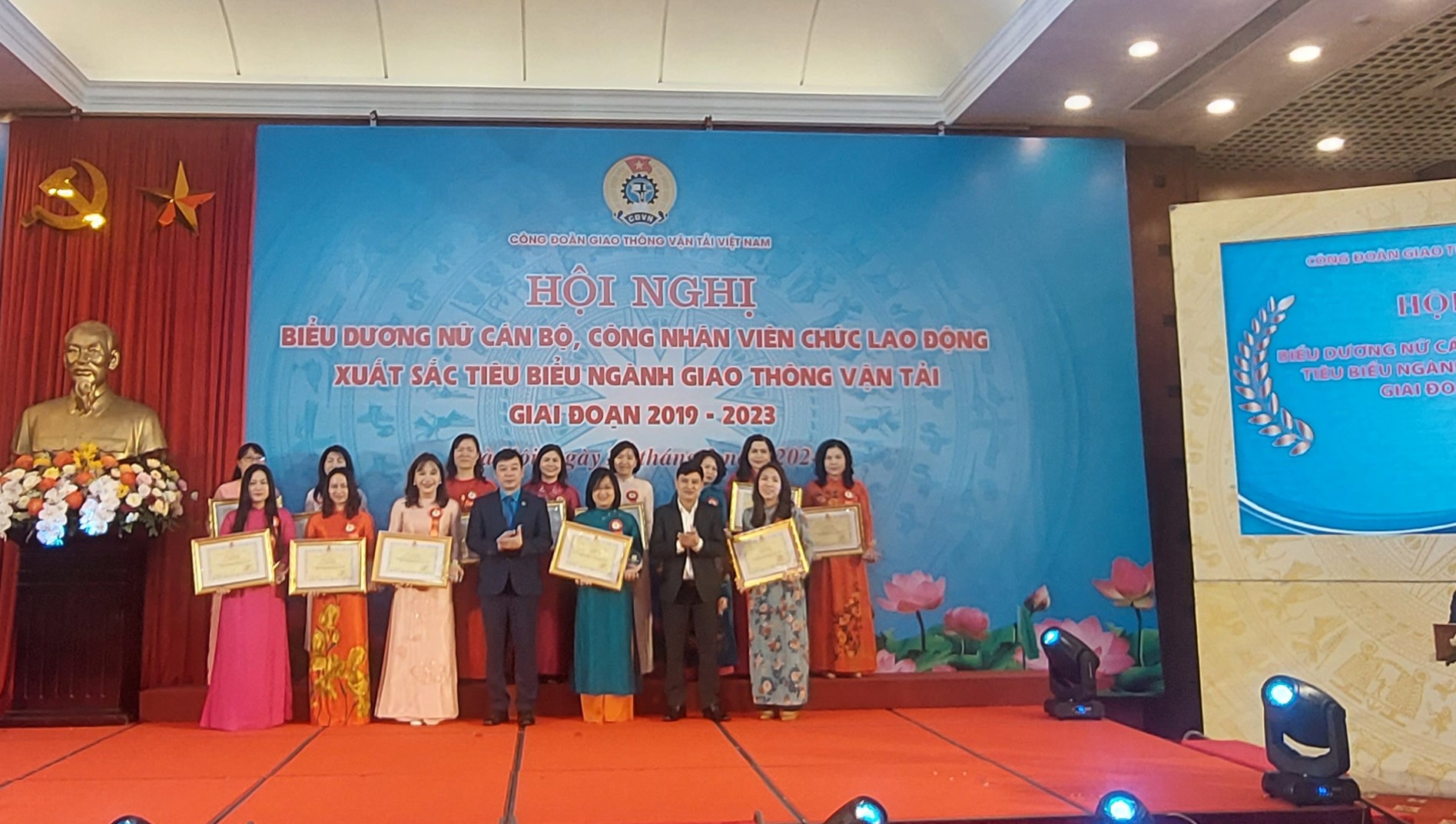 Chùm ảnh: Vinh danh 80 gương mặt nữ cán bộ, lao động tiêu biểu ngành GTVT- Ảnh 6.