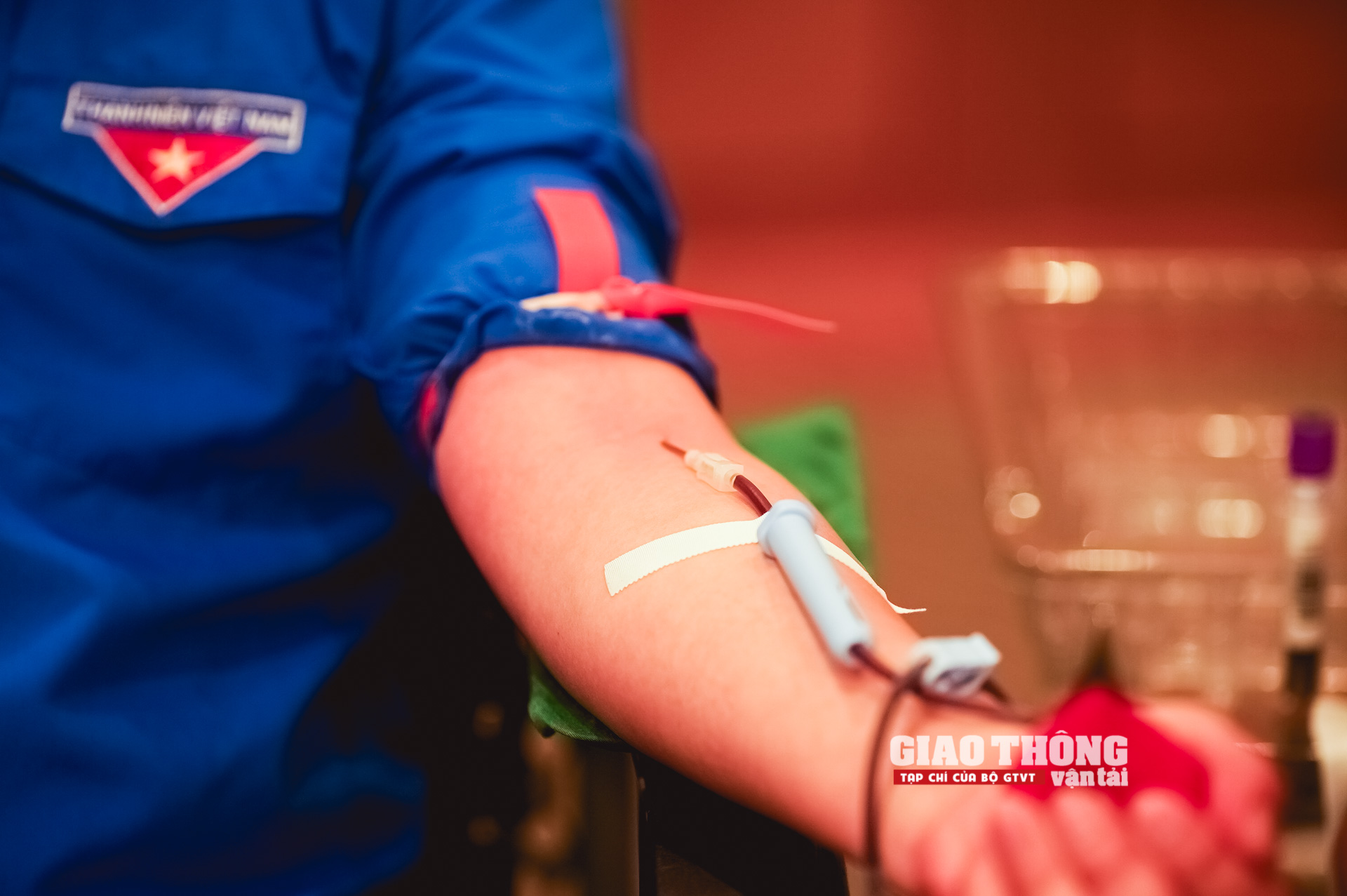 Thanh niên Bộ GTVT tổ chức ngày hội hiến máu tình nguyện- Ảnh 11. Thanh niên Bộ GTVT tổ chức ngày hội hiến máu tình nguyện- Ảnh 11.