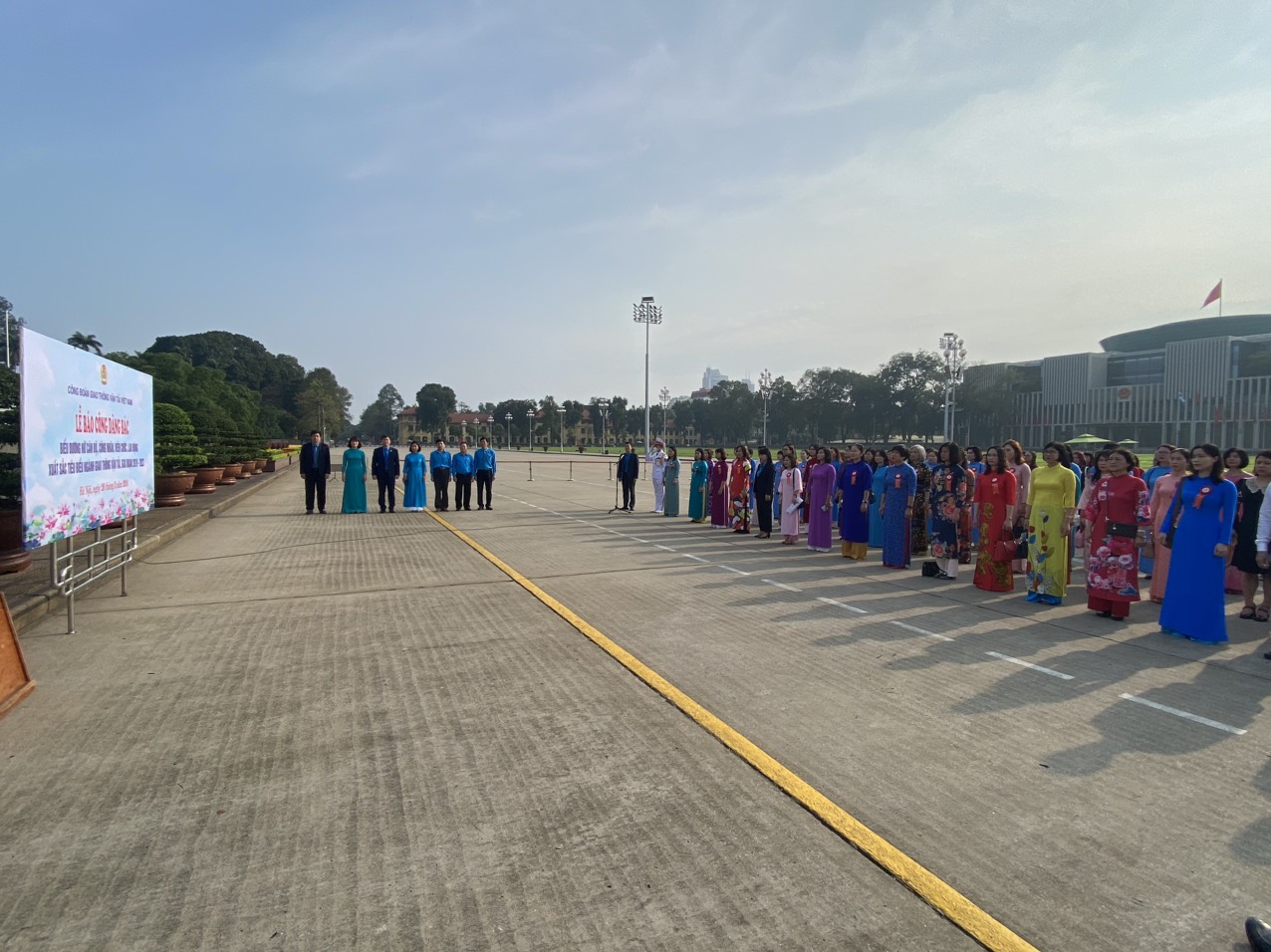 Chùm ảnh: Vinh danh 80 gương mặt nữ cán bộ, lao động tiêu biểu ngành GTVT- Ảnh 2.