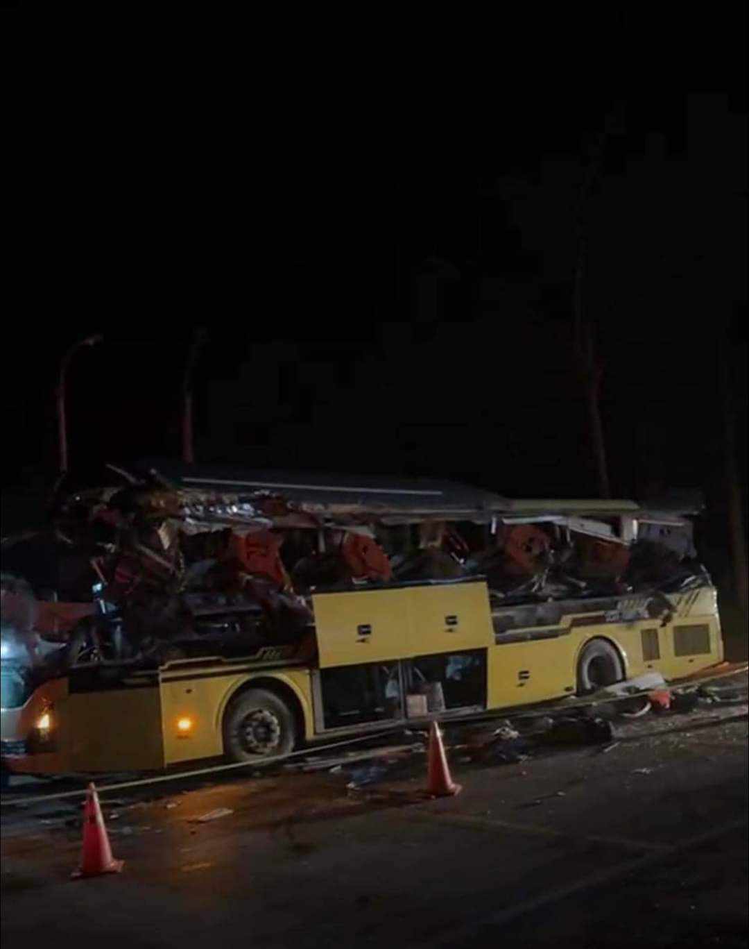 Lộ nguyên nhân 10 người thương vong trong vụ TNGT xe khách và container tại Tuyên Quang- Ảnh 2.