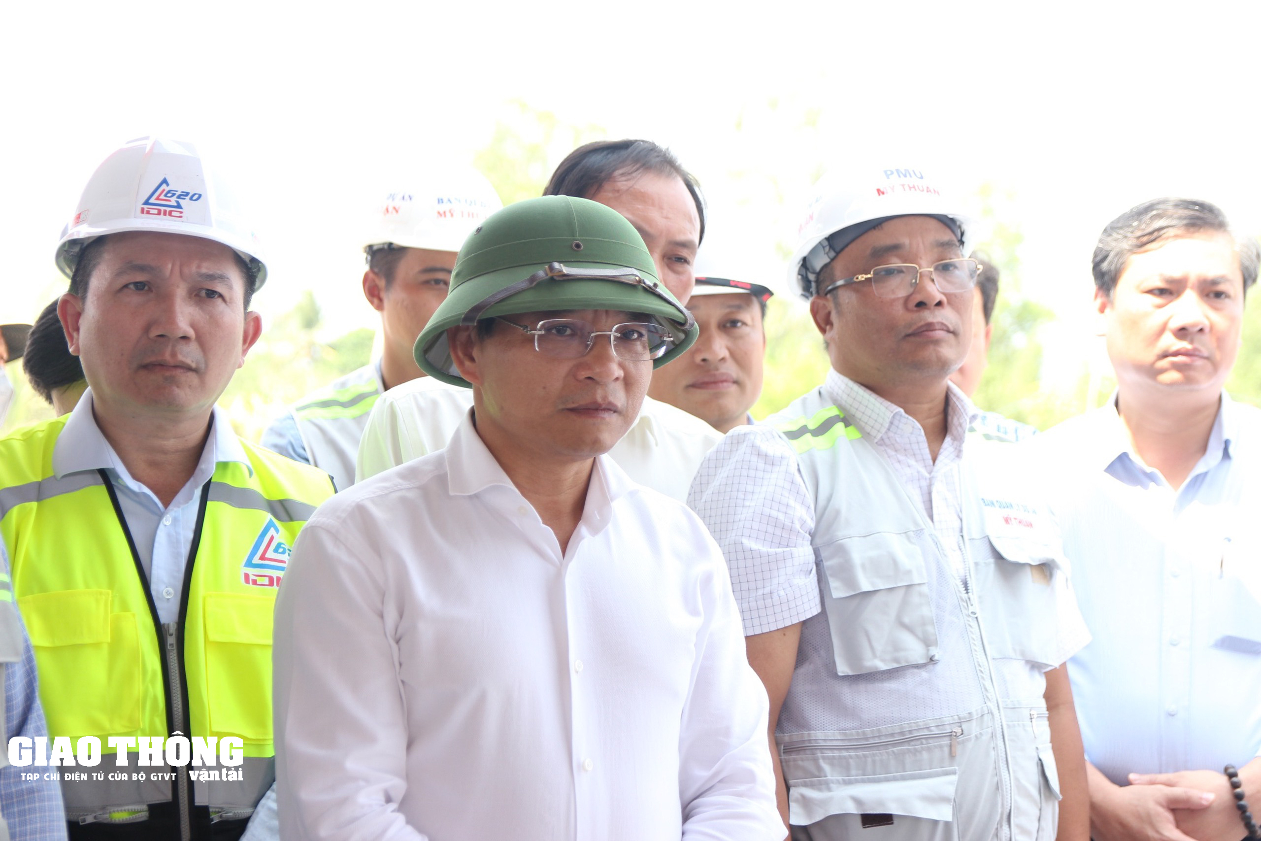 Tín hiệu vui trên cao tốc Cần Thơ - Cà Mau- Ảnh 1. Tín hiệu vui trên cao tốc Cần Thơ - Cà Mau- Ảnh 1.