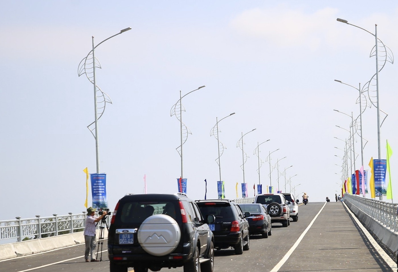 Cầu Châu Đốc chính thức được khánh thành sau 24 tháng thi công- Ảnh 1.