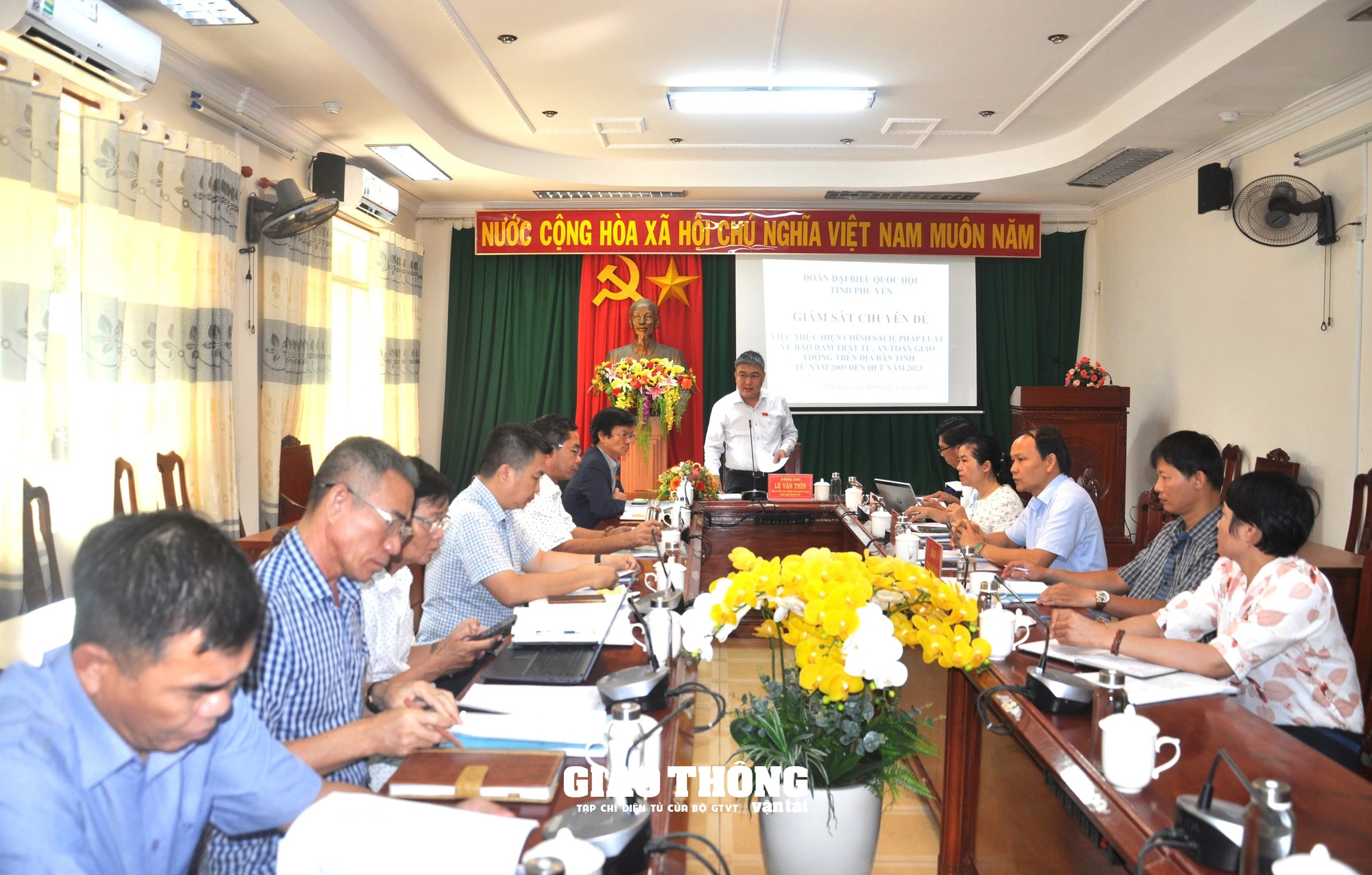 Cử tri, nhân dân tỉnh Phú Yên vui mừng khi các tuyến quốc lộ ngày càng an toàn, chất lượng- Ảnh 1. Cử tri, nhân dân tỉnh Phú Yên vui mừng khi các tuyến quốc lộ ngày càng an toàn, chất lượng- Ảnh 1.