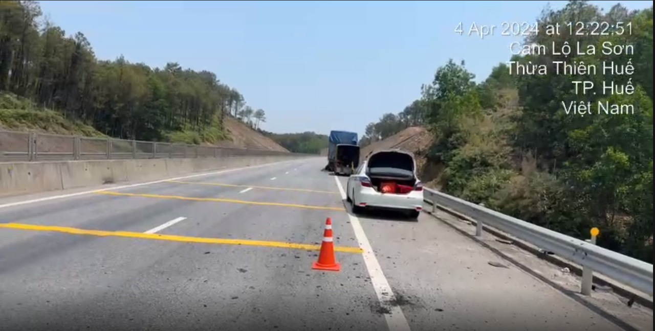 Chuyên gia nói gì về nhiều phương tiện nổ lốp trên cao tốc Cam Lộ - La Sơn?- Ảnh 3.