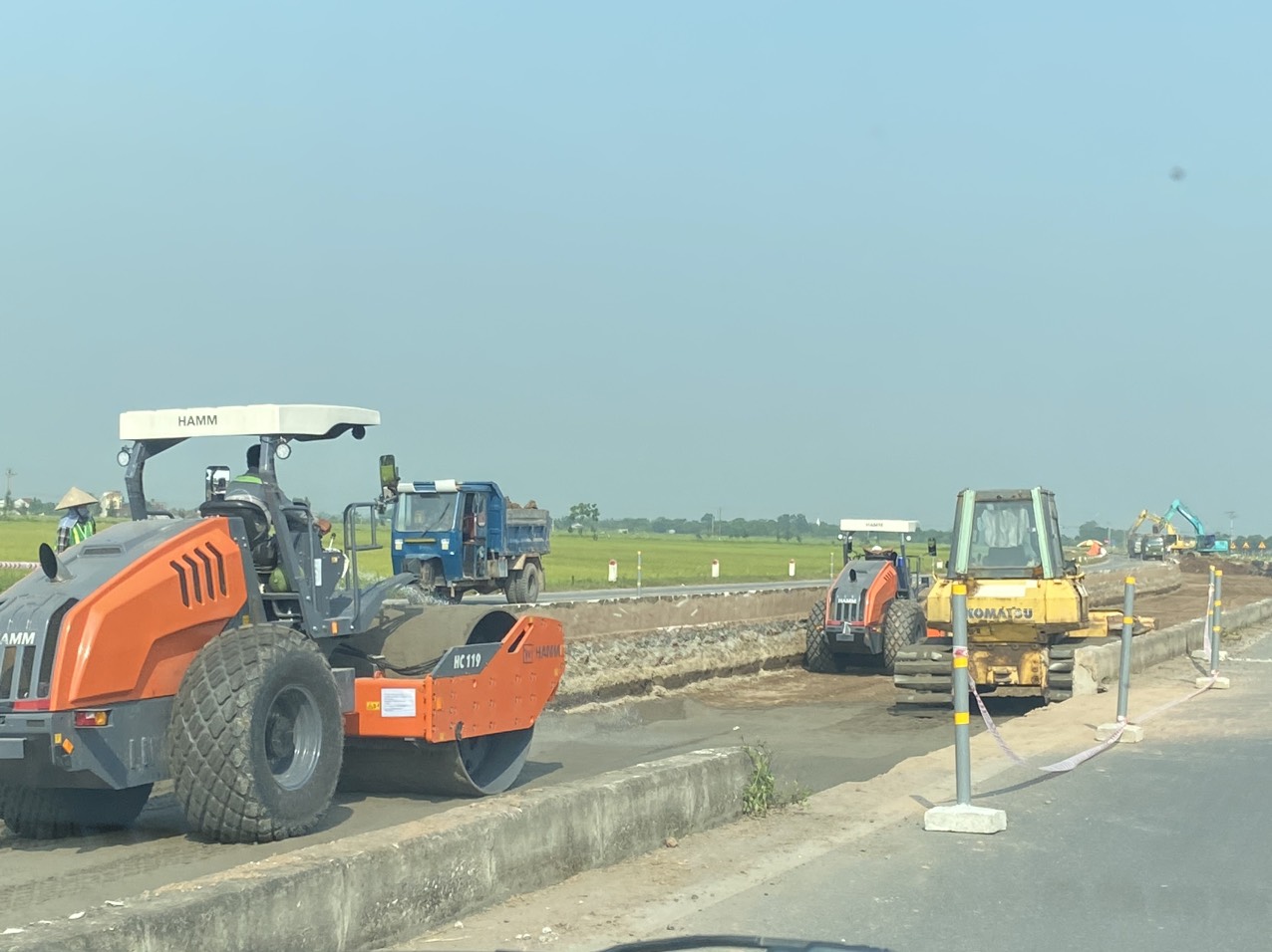 Nam Định: Sớm hoàn thành các dự án giao thông trọng điểm- Ảnh 2. Nam Định: Sớm hoàn thành các dự án giao thông trọng điểm- Ảnh 2.