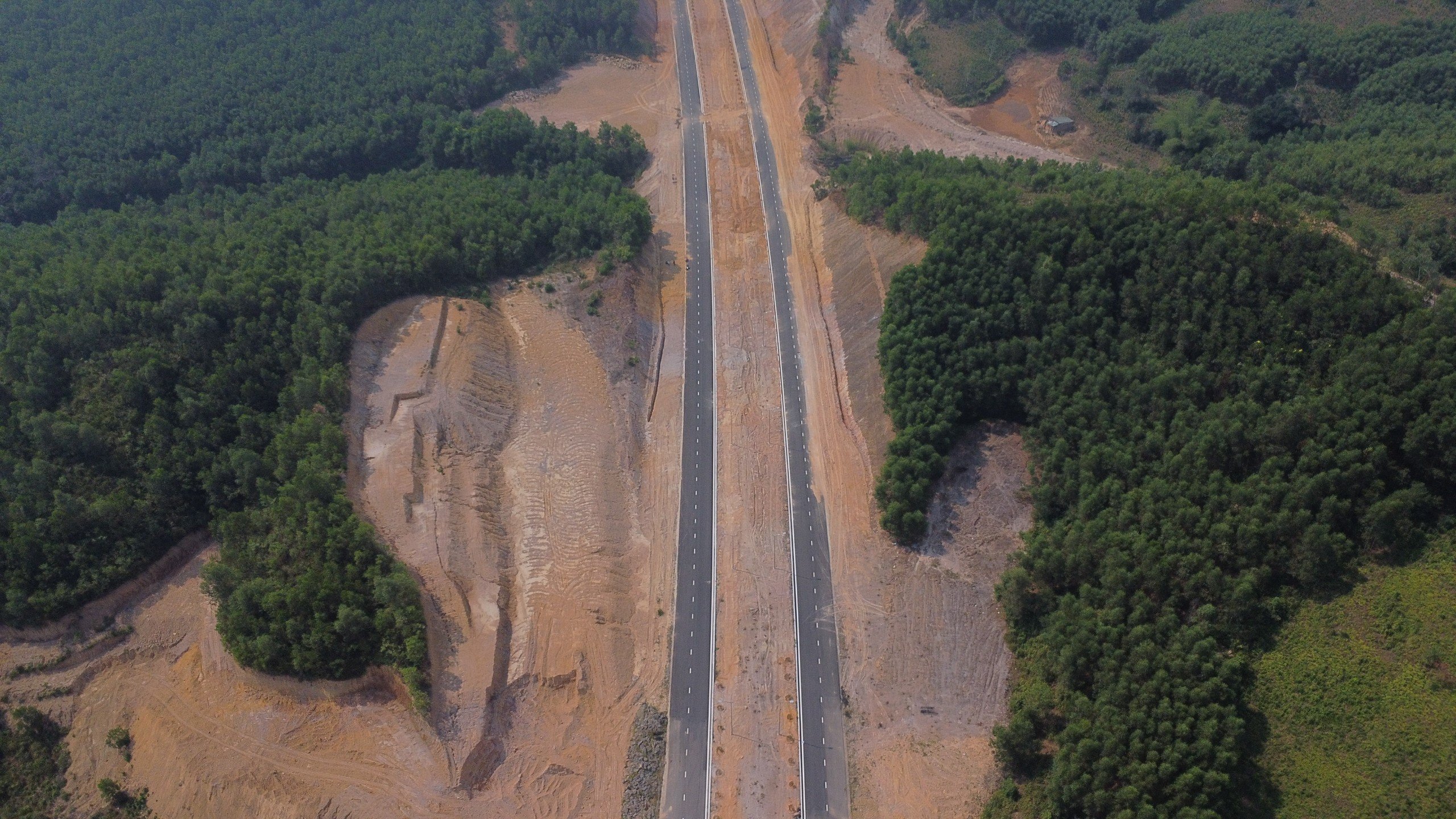 Thông xe đường vành đai phía Tây TP. Đà Nẵng, có vốn đầu tư 1.500 tỷ đồng- Ảnh 6.