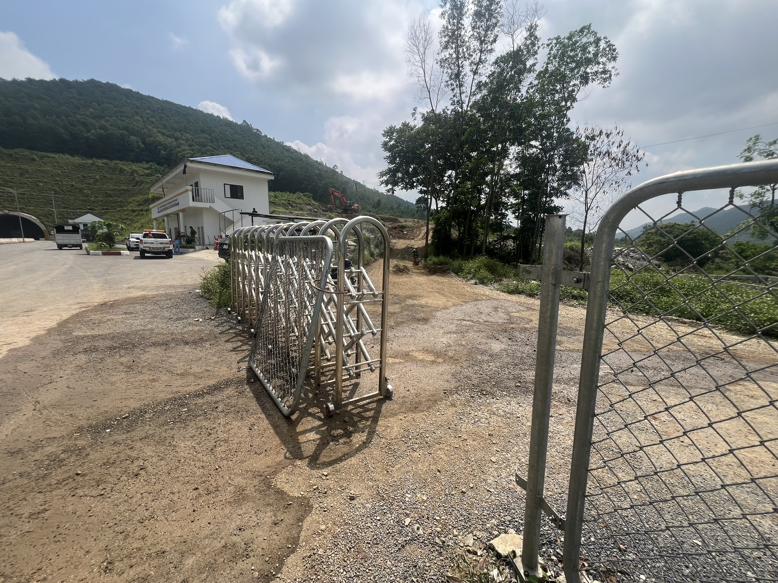 Vì sao Cục CSGT phải đề nghị tăng cường đảm bảo ATGT trên cao tốc Mai Sơn - Quốc lộ 45?- Ảnh 2.