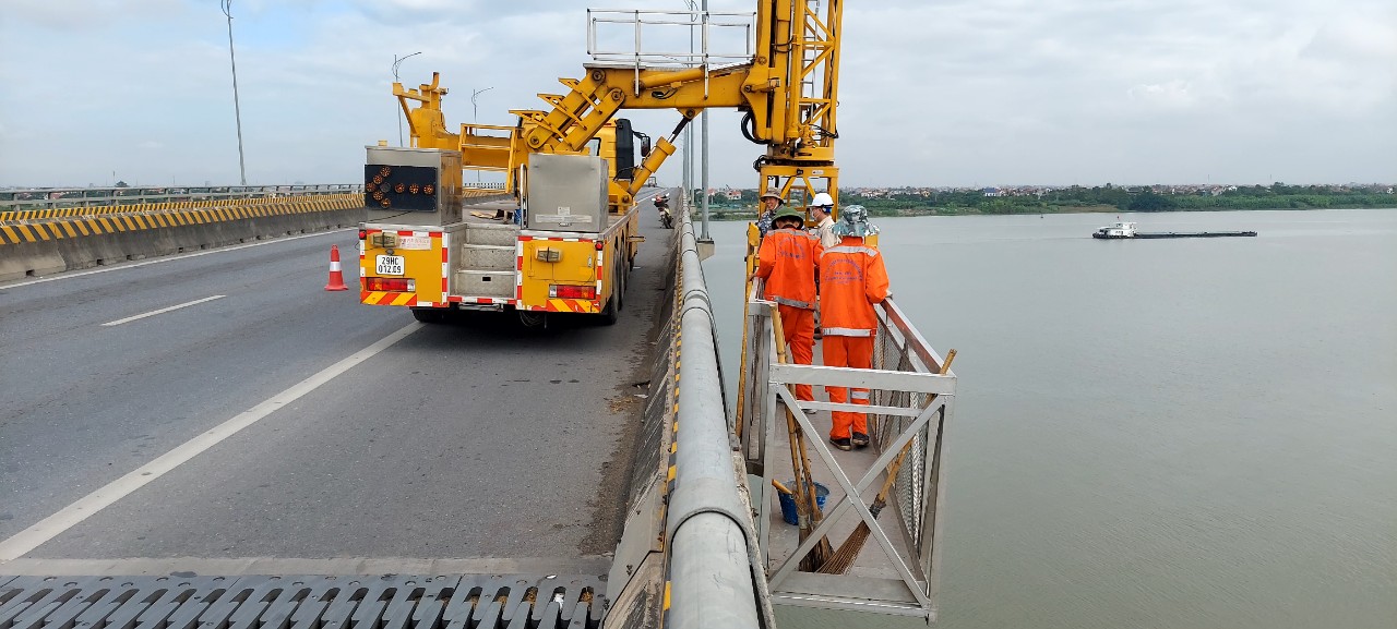 Dự thảo Luật Đường bộ có gì mới - Kỳ 4: “Số hóa” hồ sơ từng con đường, cây cầu- Ảnh 1. Dự thảo Luật Đường bộ có gì mới - Kỳ 4: “Số hóa” hồ sơ từng con đường, cây cầu- Ảnh 1.