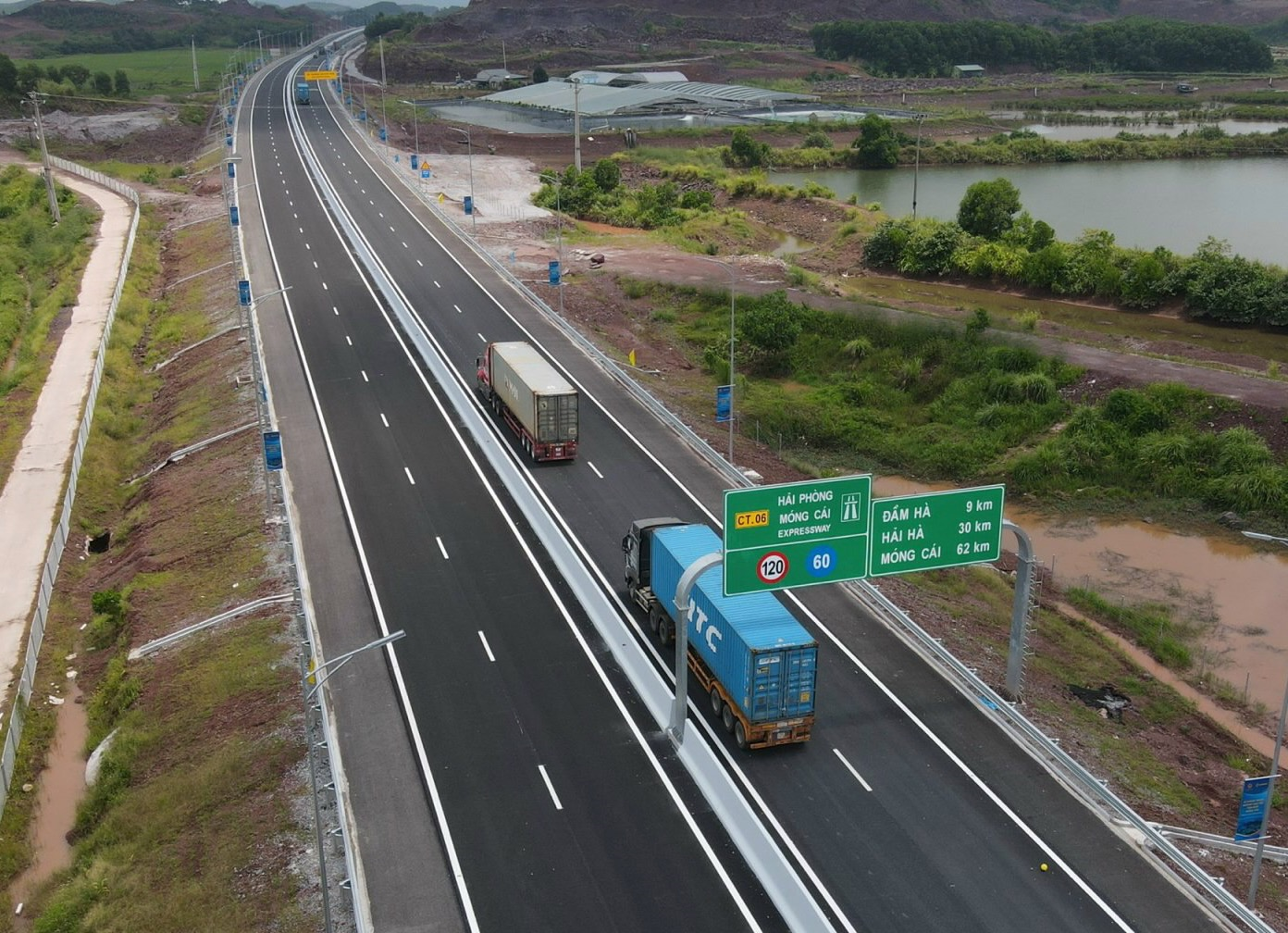 Dự thảo Luật Đường bộ có gì mới - Kỳ 5: Một số nội dung lớn còn tranh luận- Ảnh 1. Dự thảo Luật Đường bộ có gì mới - Kỳ 5: Một số nội dung lớn còn tranh luận- Ảnh 1.
