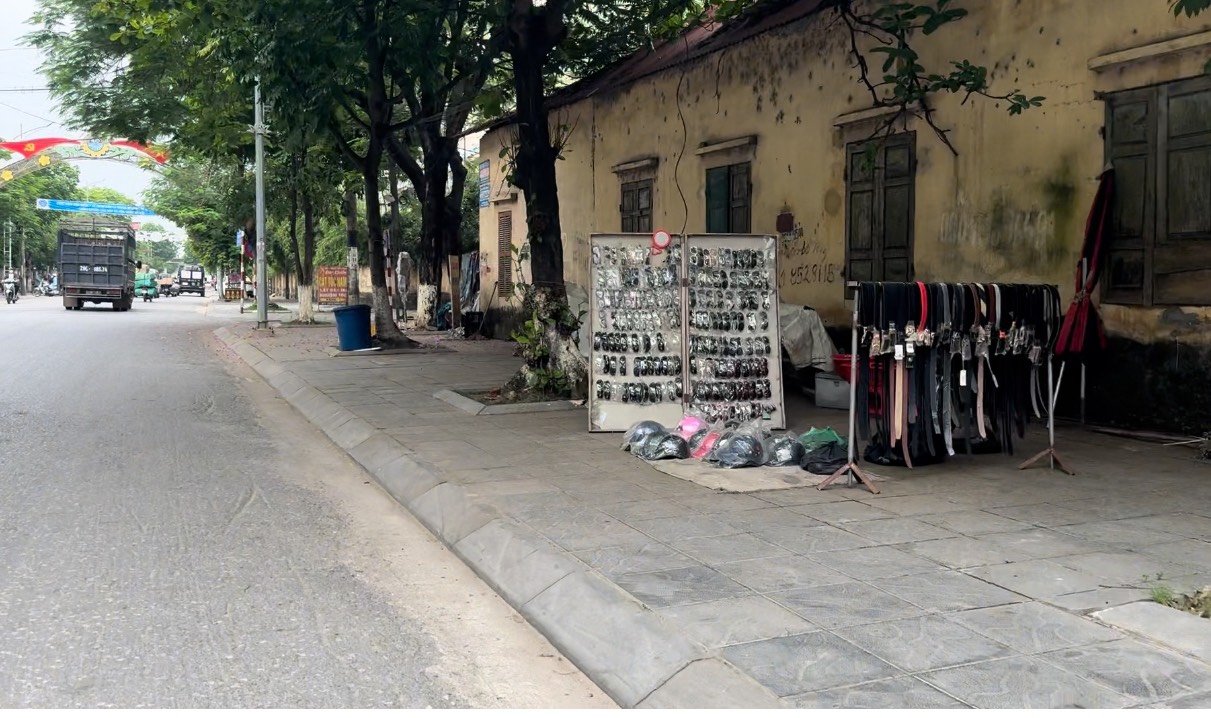 Vi phạm TTATGT vẫn diễn ra tại huyện Yên Phong, Bắc Ninh- Ảnh 10.