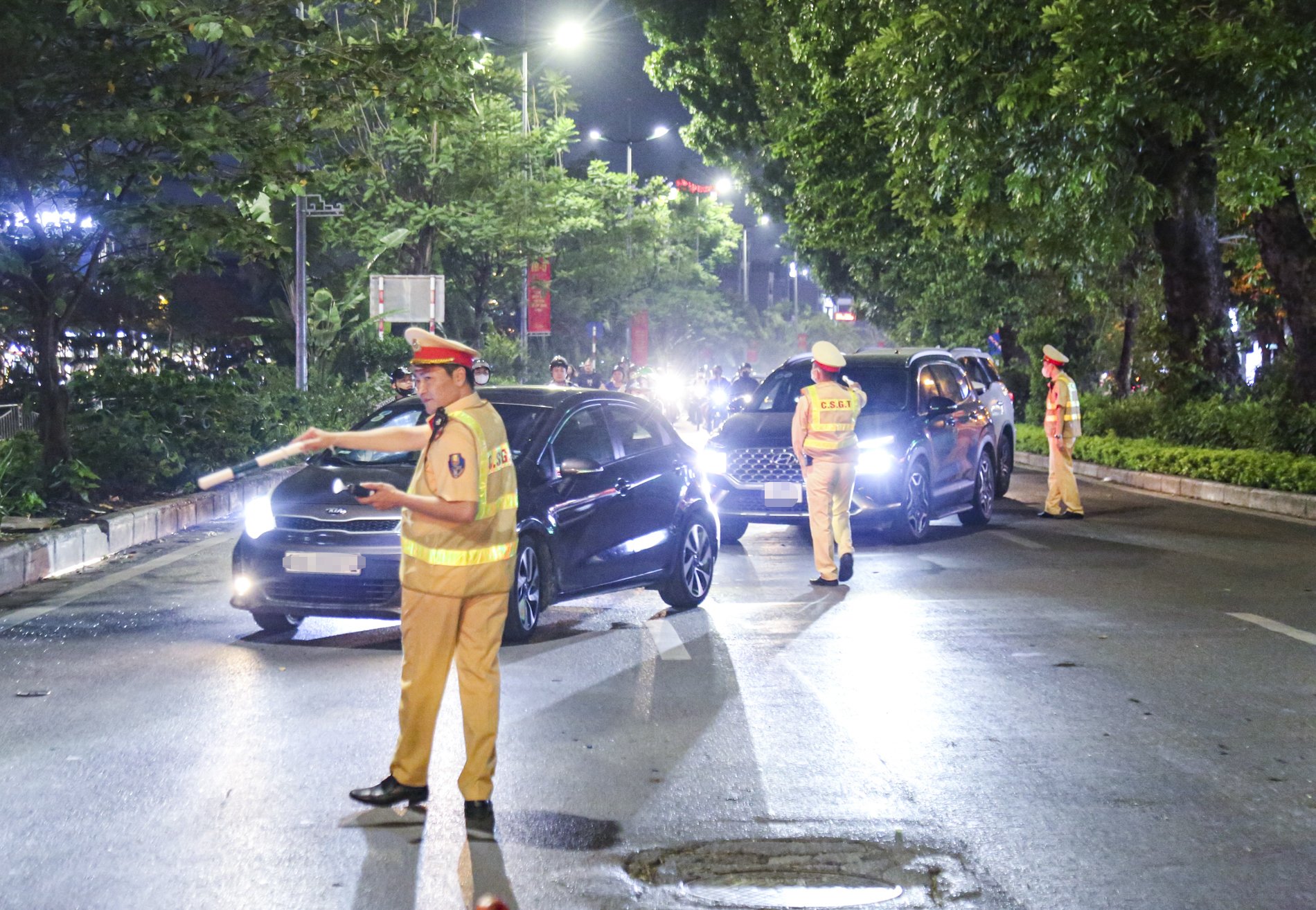 Những điểm mới, đáng lưu ý của Luật Trật tự, An toàn giao thông đường bộ- Ảnh 4. Những điểm mới, đáng lưu ý của Luật Trật tự, An toàn giao thông đường bộ- Ảnh 4.