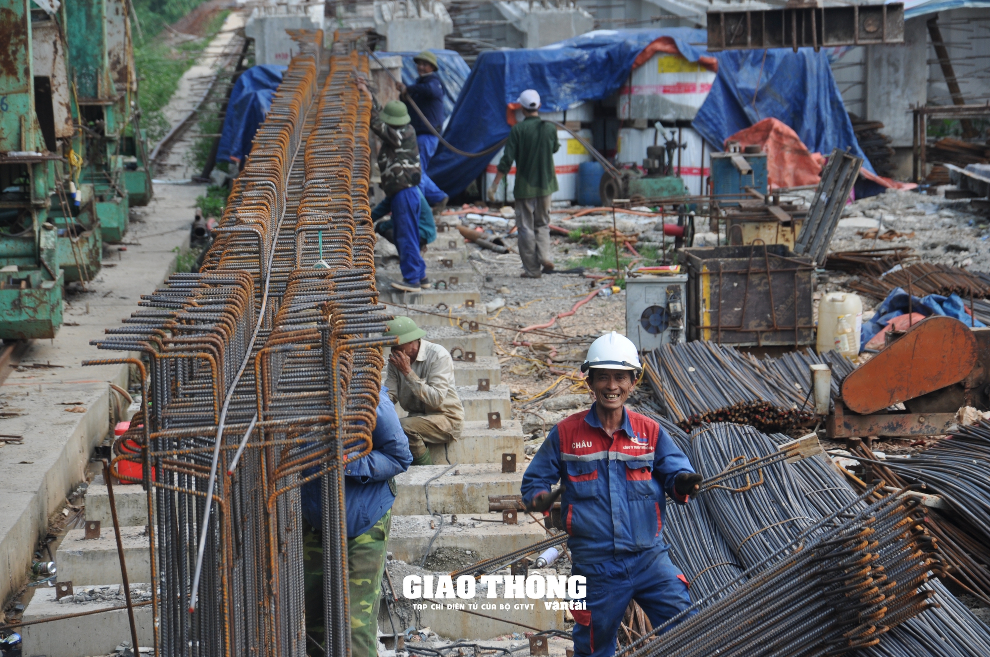 Nỗ lực gỡ vướng mặt bằng phục vụ thi công cao tốc qua địa bàn 2 tỉnh Quảng Trị và Quảng Bình- Ảnh 16. Nỗ lực gỡ vướng mặt bằng phục vụ thi công cao tốc qua địa bàn 2 tỉnh Quảng Trị và Quảng Bình- Ảnh 16.