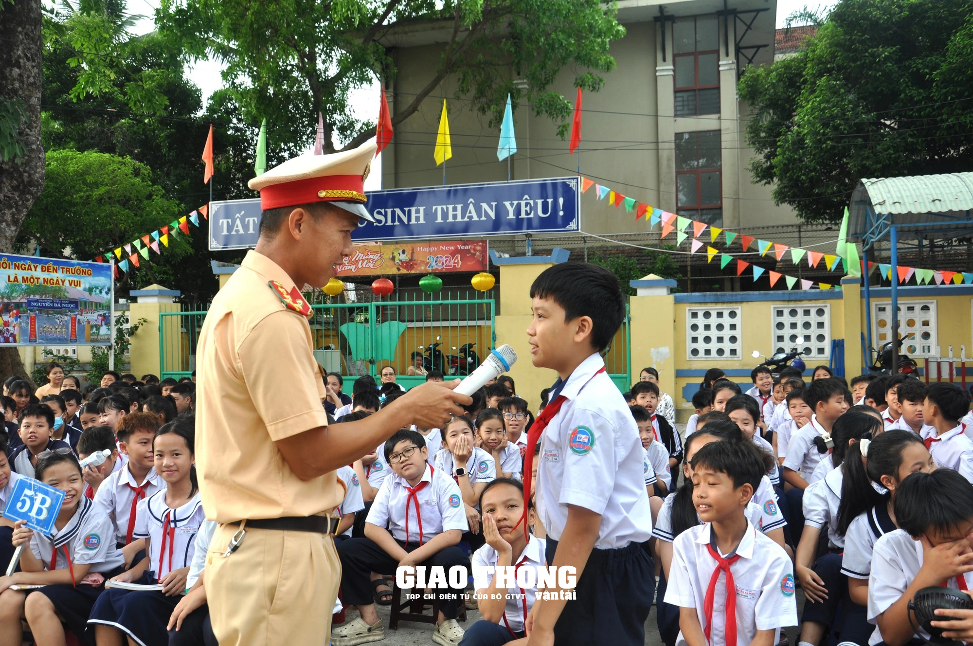 Xây dựng văn hóa giao thông văn minh, an toàn cho học sinh Hội An- Ảnh 15.