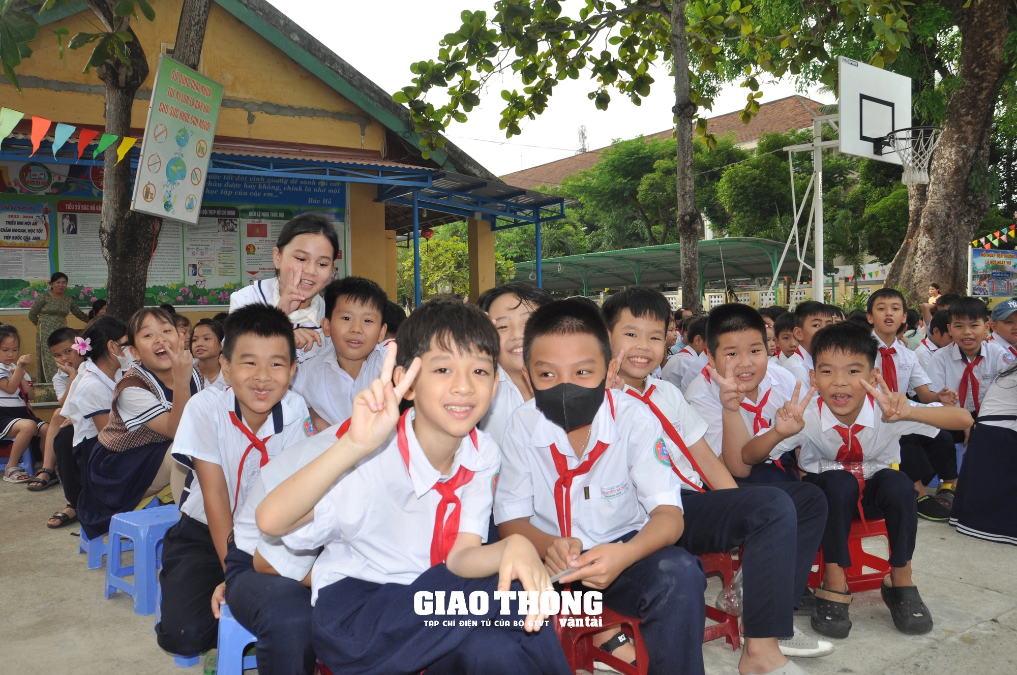 Xây dựng văn hóa giao thông văn minh, an toàn cho học sinh Hội An- Ảnh 8.