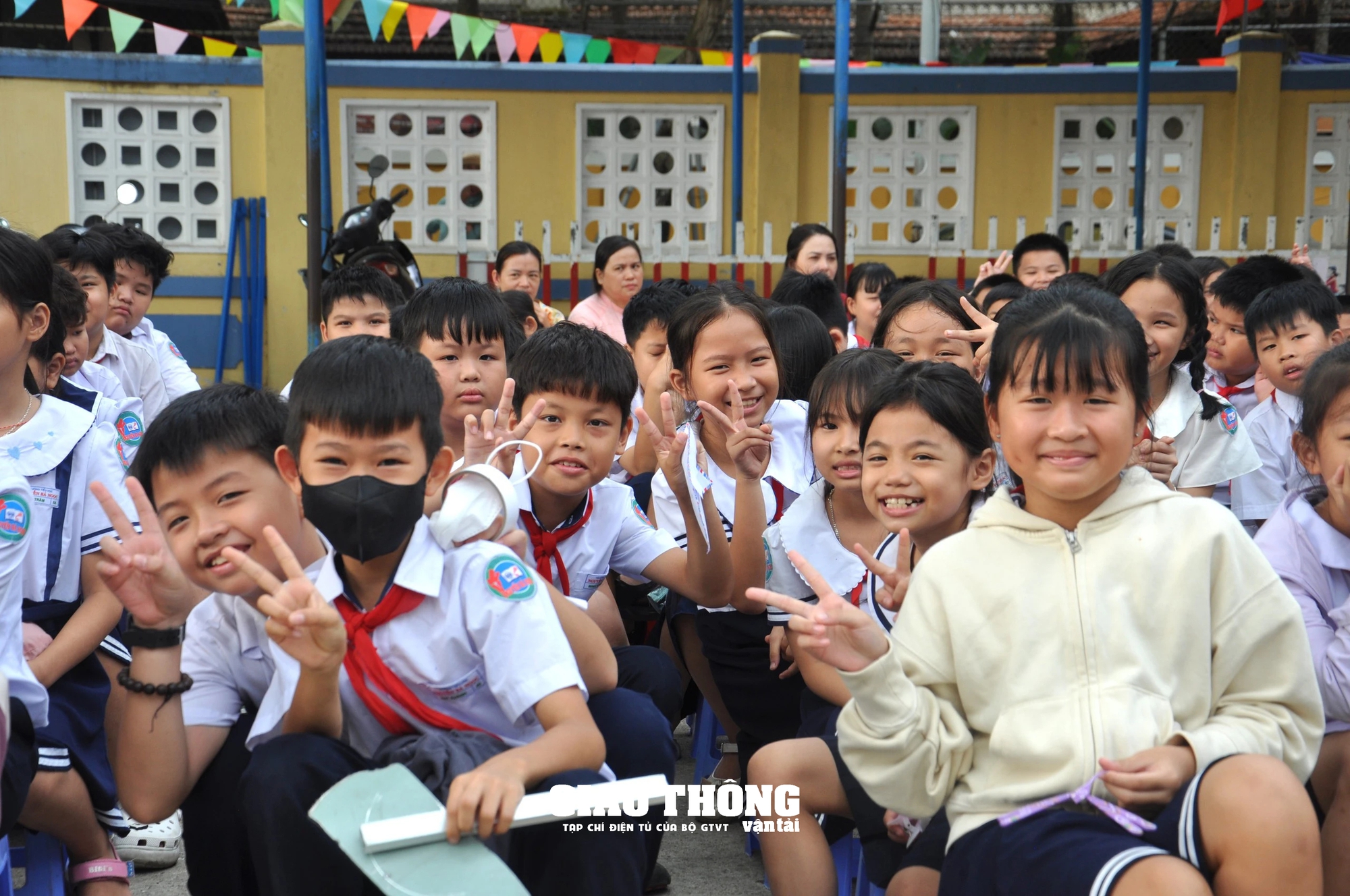 Xây dựng văn hóa giao thông văn minh, an toàn cho học sinh Hội An- Ảnh 10.