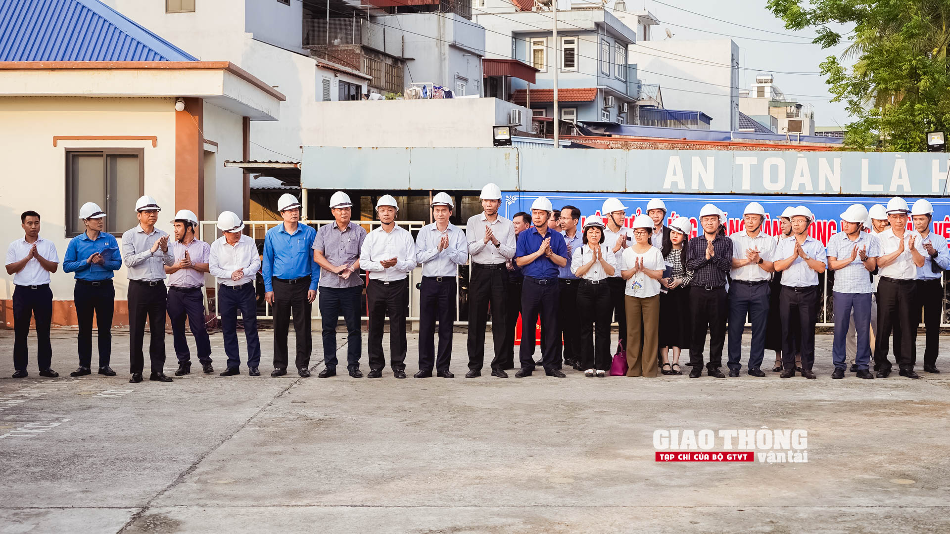 Phải hạn chế đến mức thấp nhất số người mắc bệnh nghề nghiệp trong ngành GTVT- Ảnh 5.