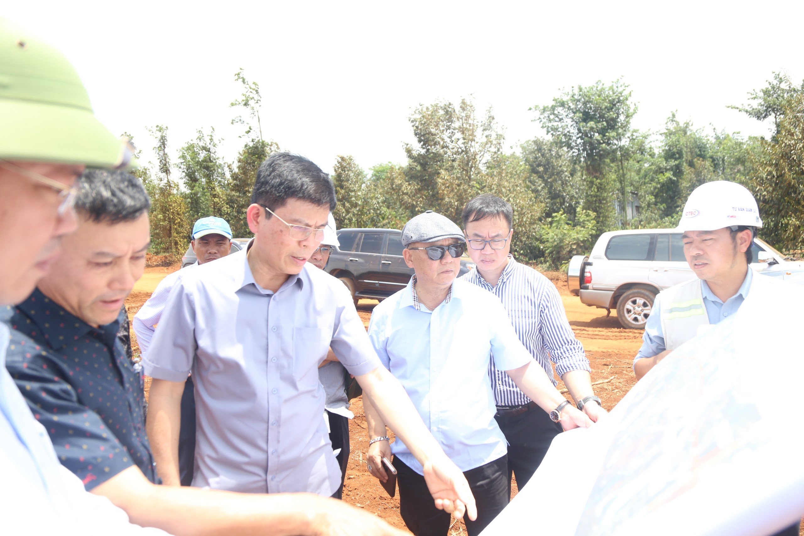 Đắk Lắk tập trung gỡ vướng bãi đổ thải phục vụ thi công cao tốc Khánh Hòa - Buôn Ma Thuột- Ảnh 1.