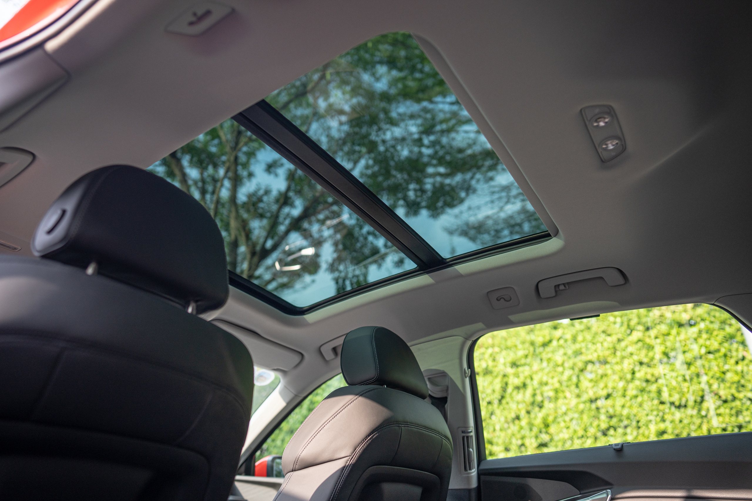 SUV điện hạng sang Audi Q8 e-tron giá 3,8 tỷ đồng tại Việt Nam- Ảnh 4.