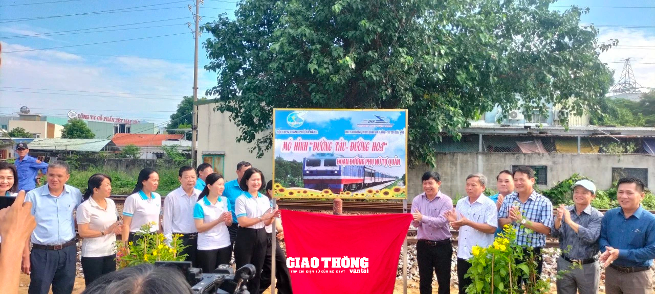 Phụ nữ Đà Nẵng ra mắt mô hình 