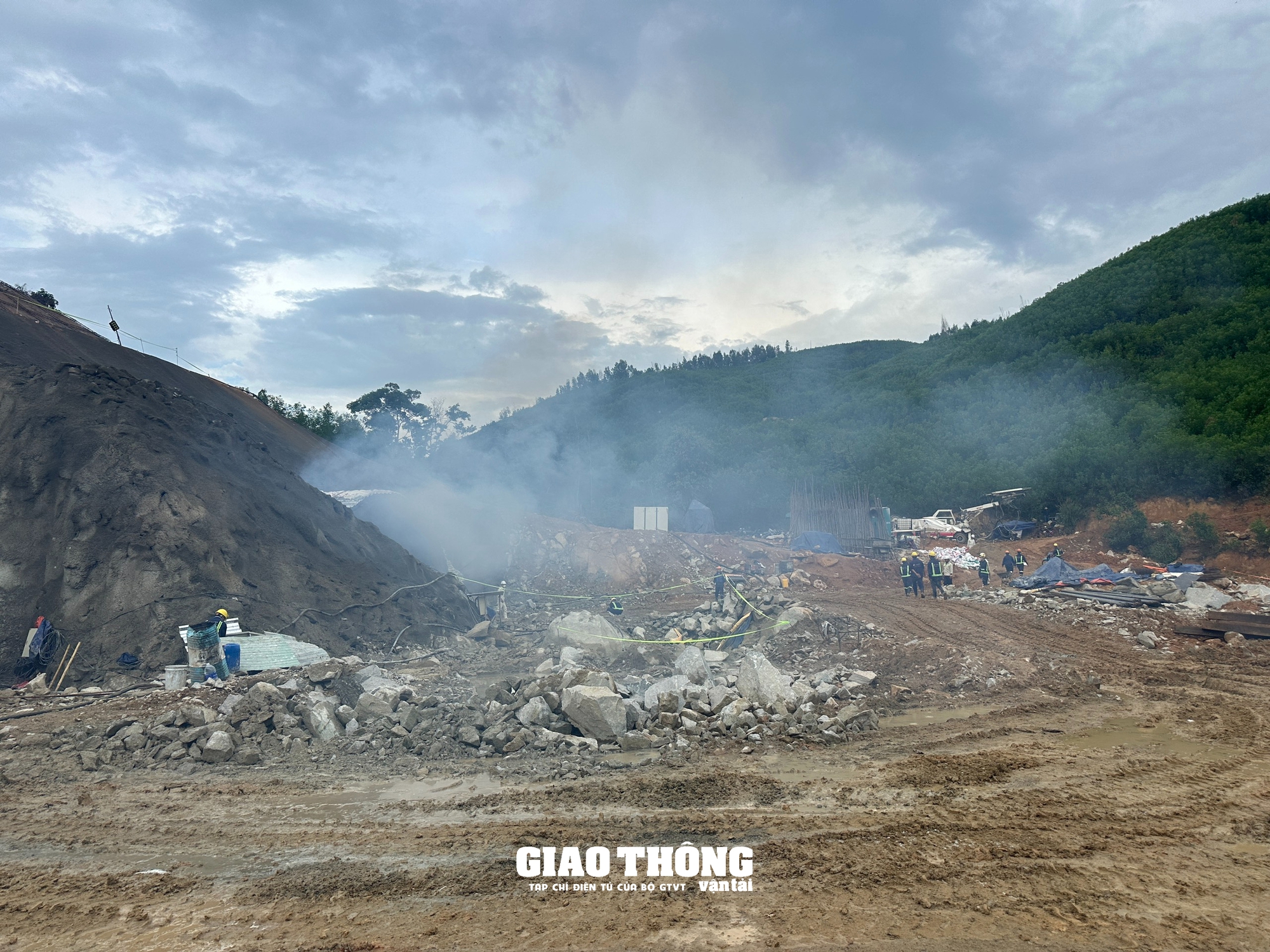 Cận cảnh thi công hầm Phượng Hoàng trên cao tốc Khánh Hòa - Buôn Ma Thuột- Ảnh 9.