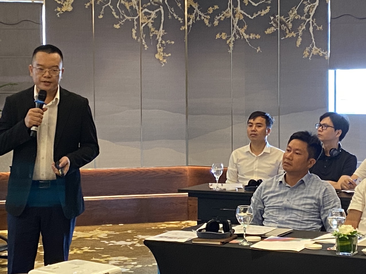 Sớm ứng dụng công nghệ "Dầm cánh rộng" trong xây dựng cầu tại Việt Nam