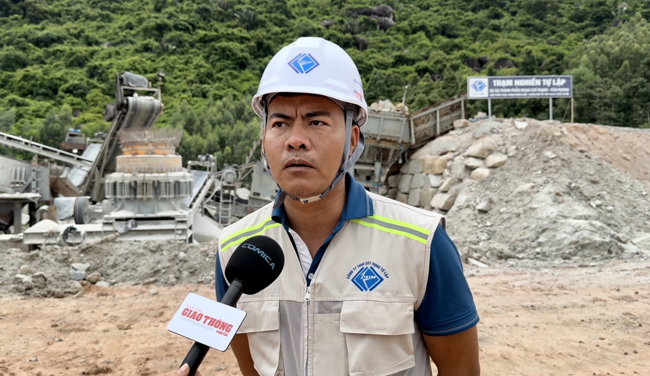 Di dời đường điện trong tháng 8 để đẩy nhanh cao tốc Chí Thạnh - Vân Phong- Ảnh 3. Di dời đường điện trong tháng 8 để đẩy nhanh cao tốc Chí Thạnh - Vân Phong- Ảnh 3.