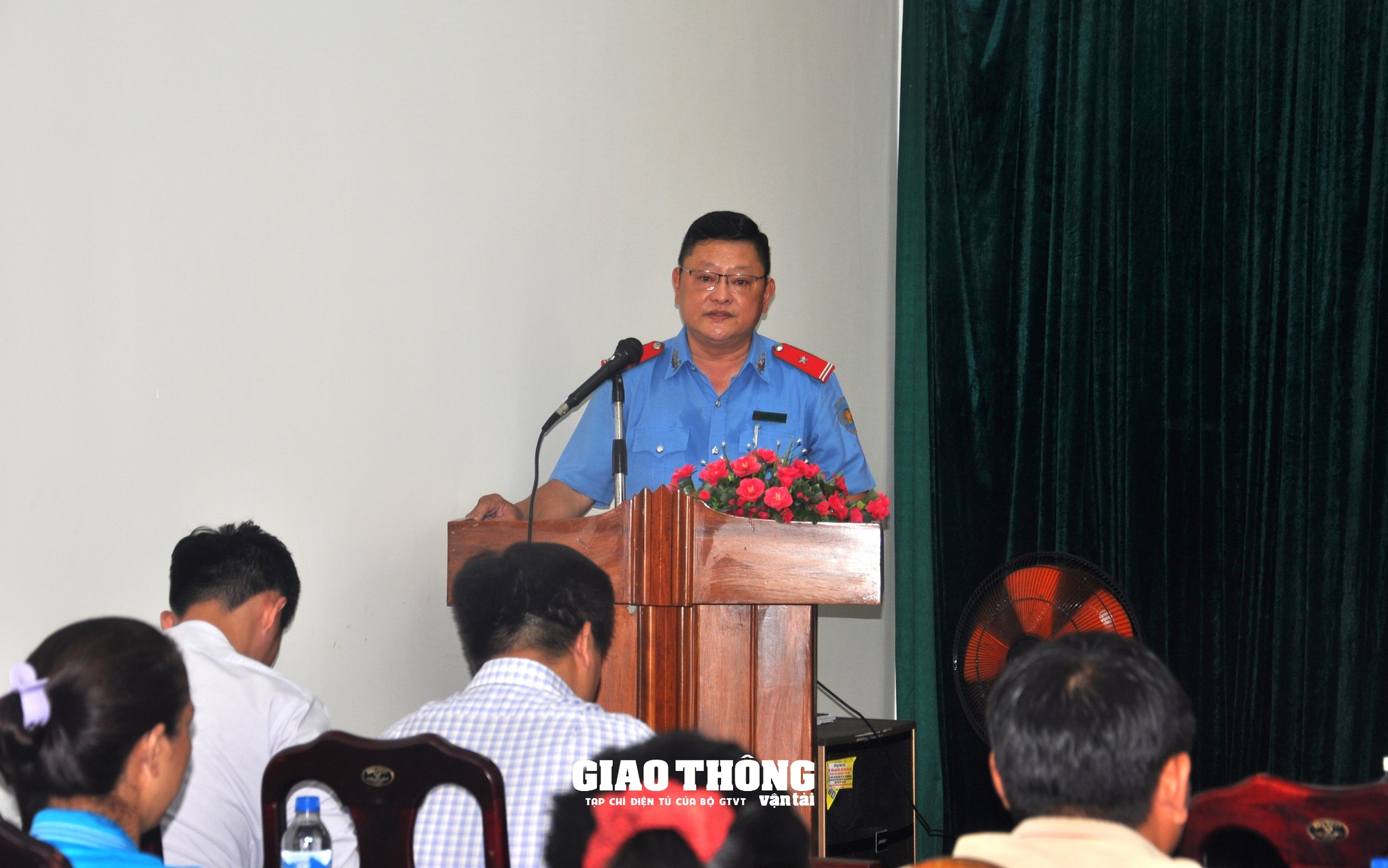 Đà Nẵng: Thanh tra giao thông trao