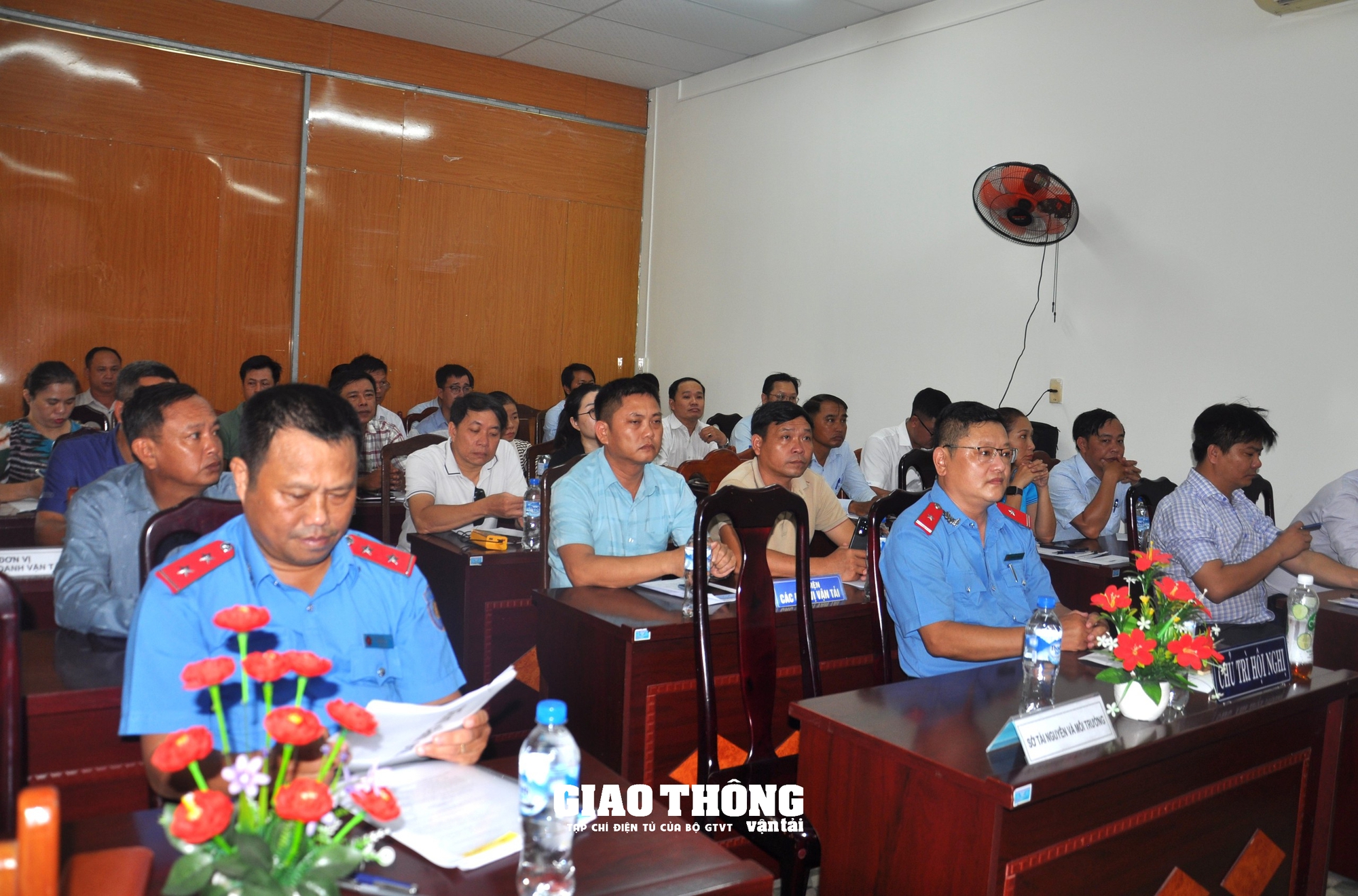 Đà Nẵng: Thanh tra giao thông trao