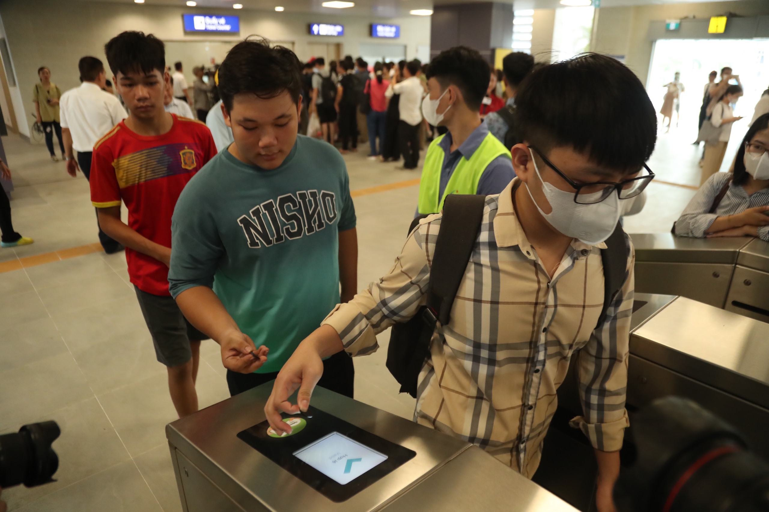 Chính thức vận hành thương mại 8,5 km trên cao tuyến đường sắt Nhổn - ga Hà Nội - Ảnh 8.