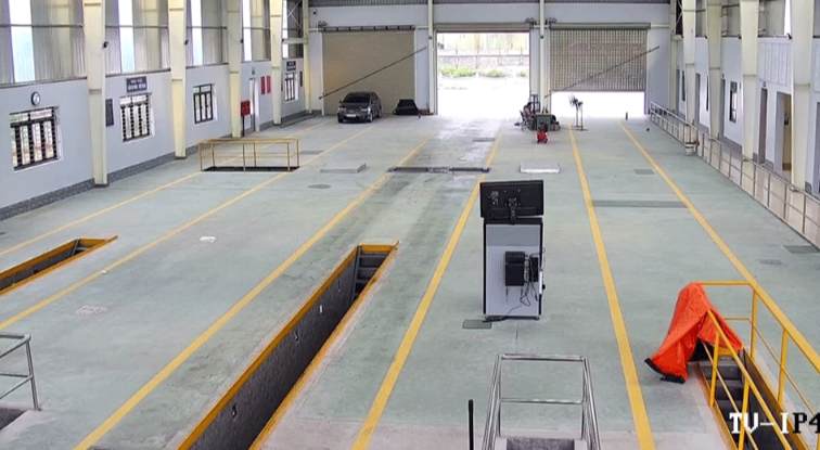 Hai trung tâm đăng kiểm ở Hải Dương bị đóng cửa đến cuối năm 2024 - Ảnh 1.