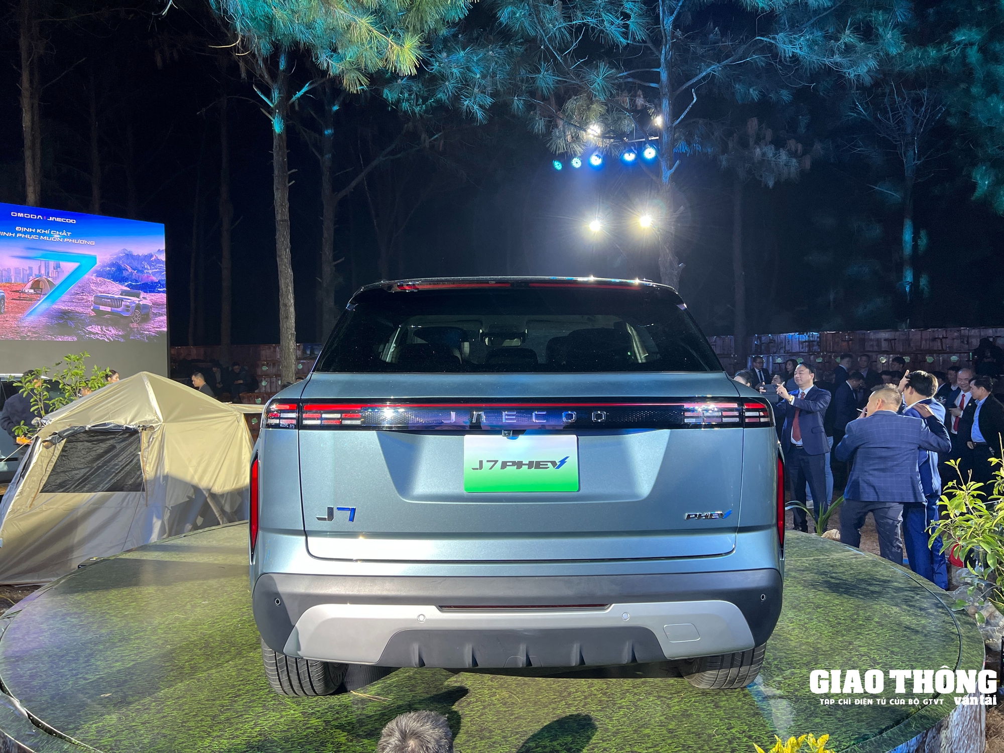 Cận cảnh Jaecoo J7 2025 đấu Mazda CX-5 giá từ 729 triệu: Một bình xăng đi từ Hà Nội đến Nha Trang- Ảnh 6.