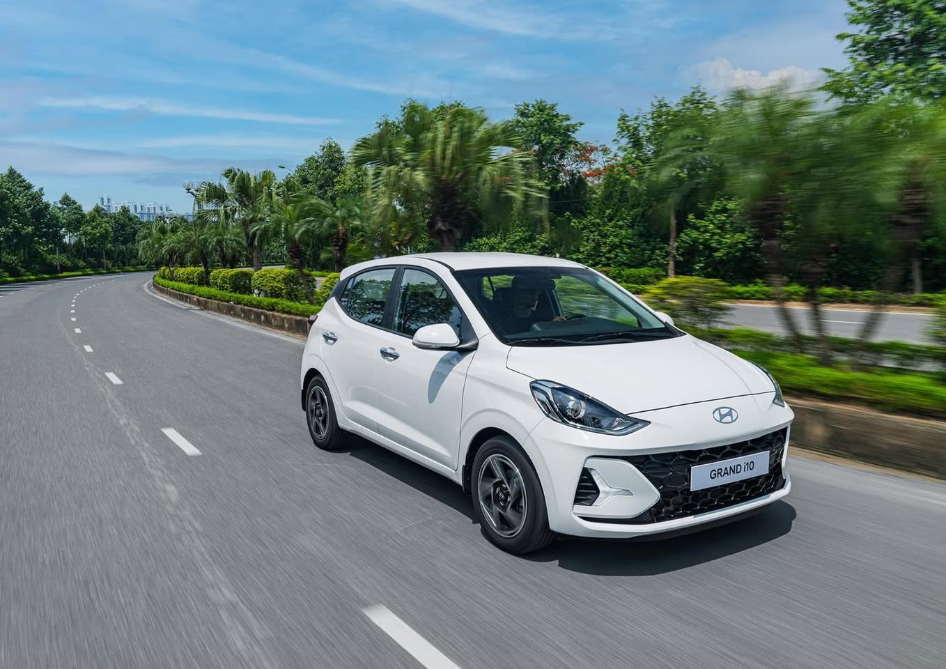 Giá xe Hyundai Grand i10 lăn bánh tháng 4/2025: Giảm mạnh, khách hàng mua xe hời lớn - Ảnh 3.