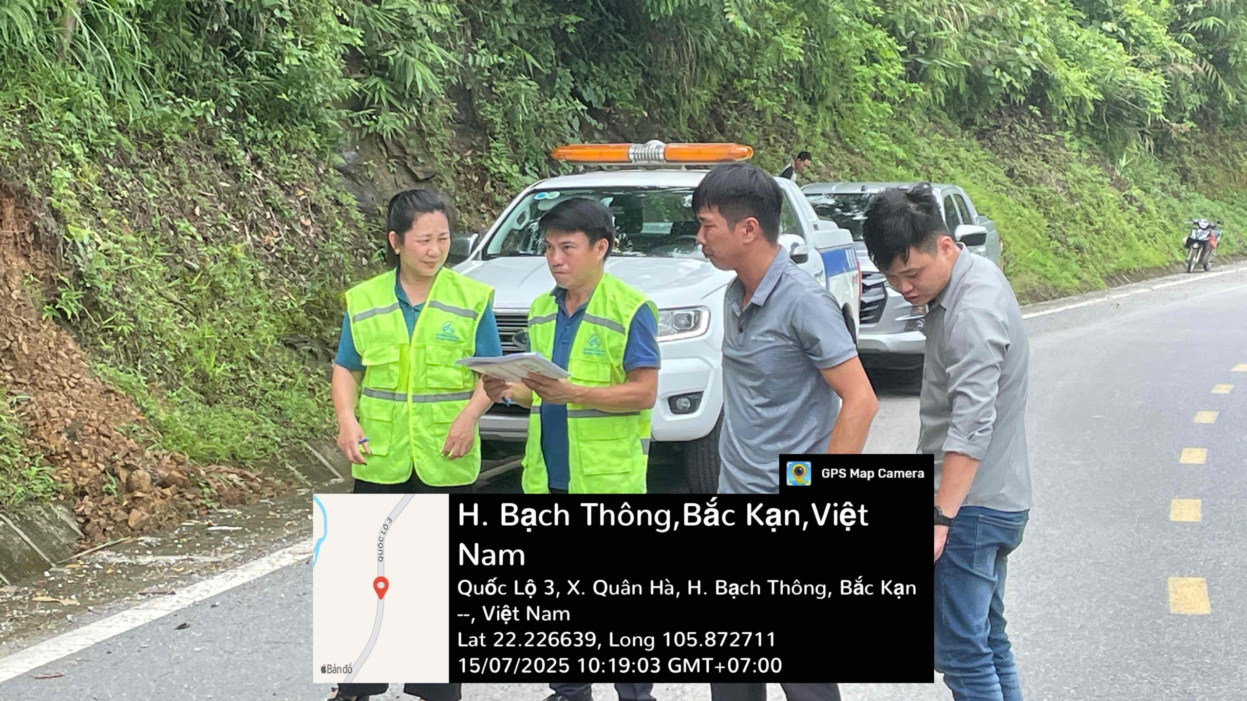 Những người xuyên bão giữ đường - Ảnh 5.