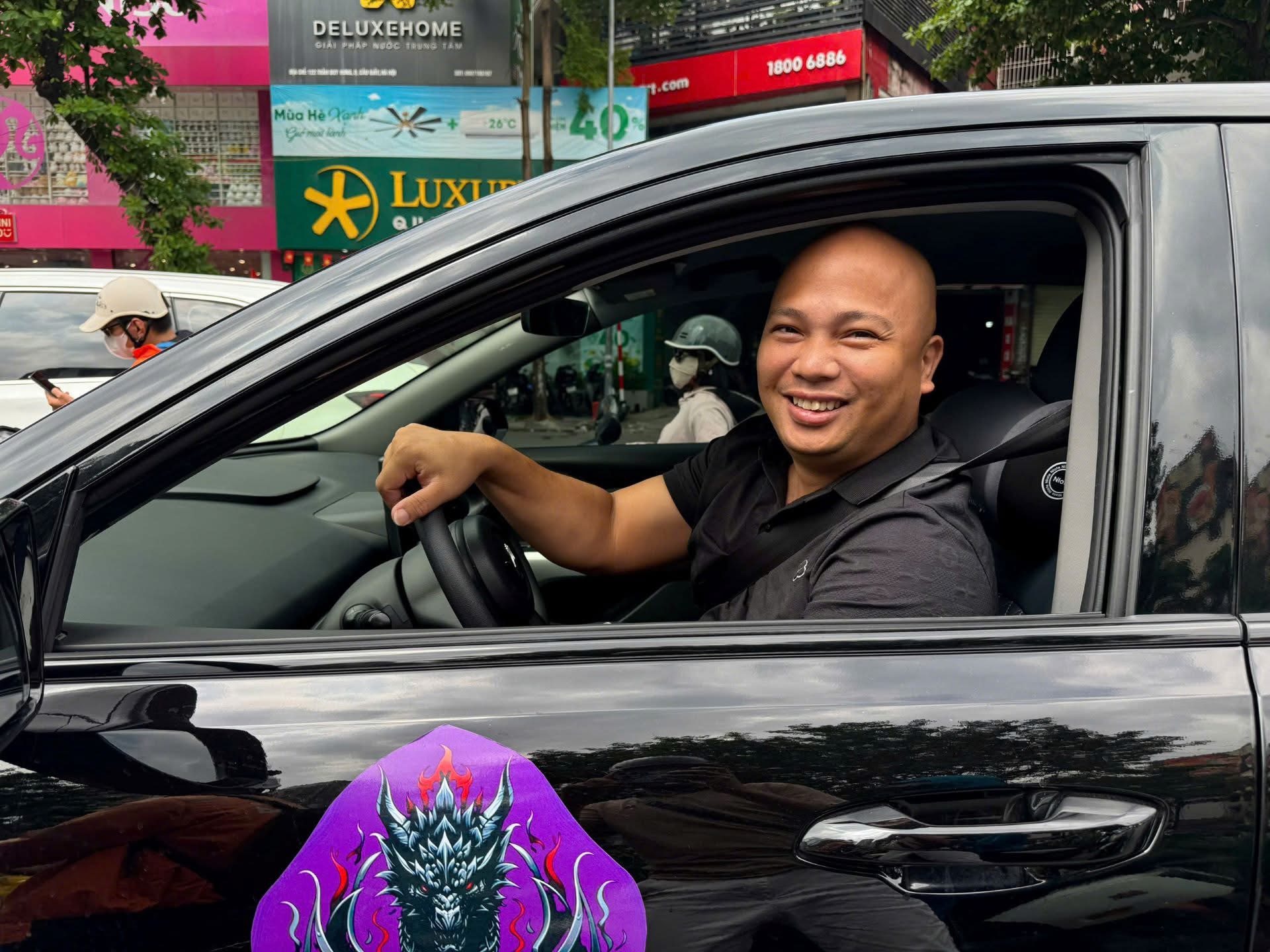 Tài xế VinFast Limo Green chia sẻ sau 2 tháng chạy dịch vụ - Ảnh 1.