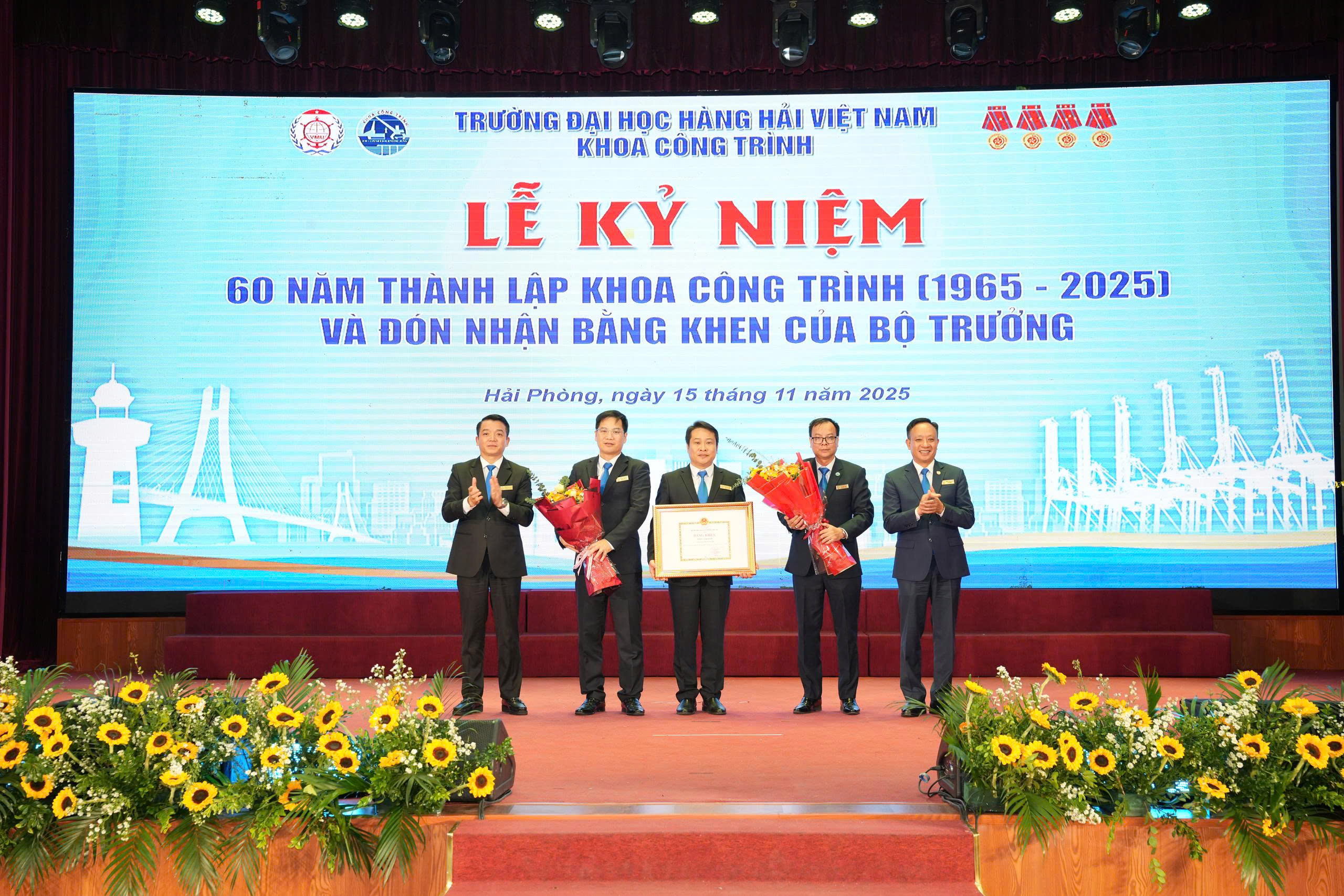 Khoa Công trình - Trường Đại học Hàng hải Việt Nam 60 năm chắp cánh những ước mơ