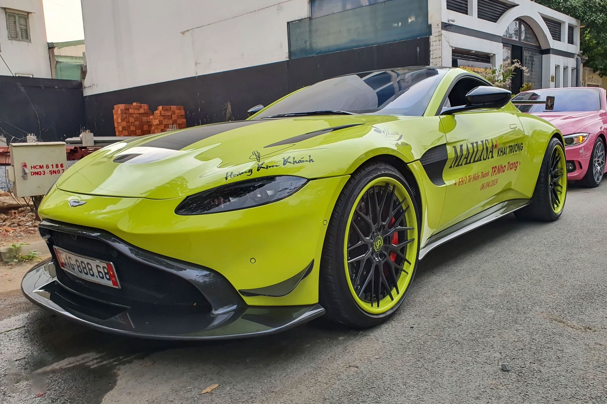 Dàn siêu xe vài trăm tỷ của vợ chồng thẩm mỹ viện Mailisa - Ảnh 5.